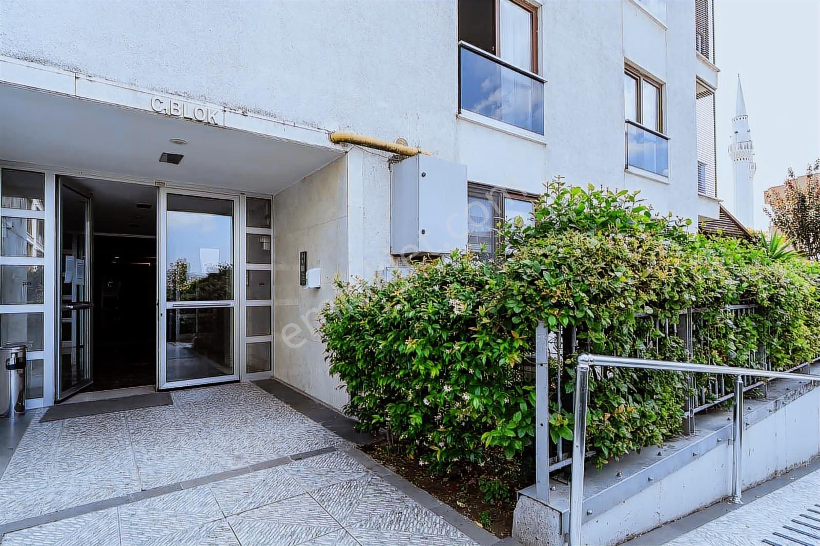 Remax Area Dan Balat Geçitpark Sitesi Satılık Ara Kat 3+1 Daire - Görsel 32