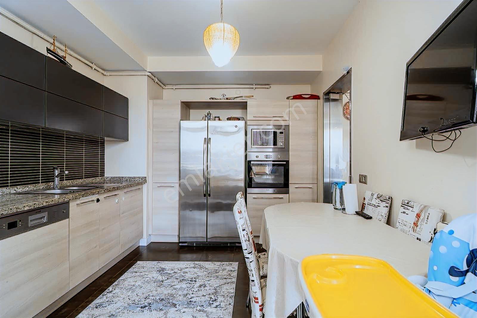 Remax Area Dan Balat Geçitpark Sitesi Satılık Ara Kat 3+1 Daire - Görsel 16
