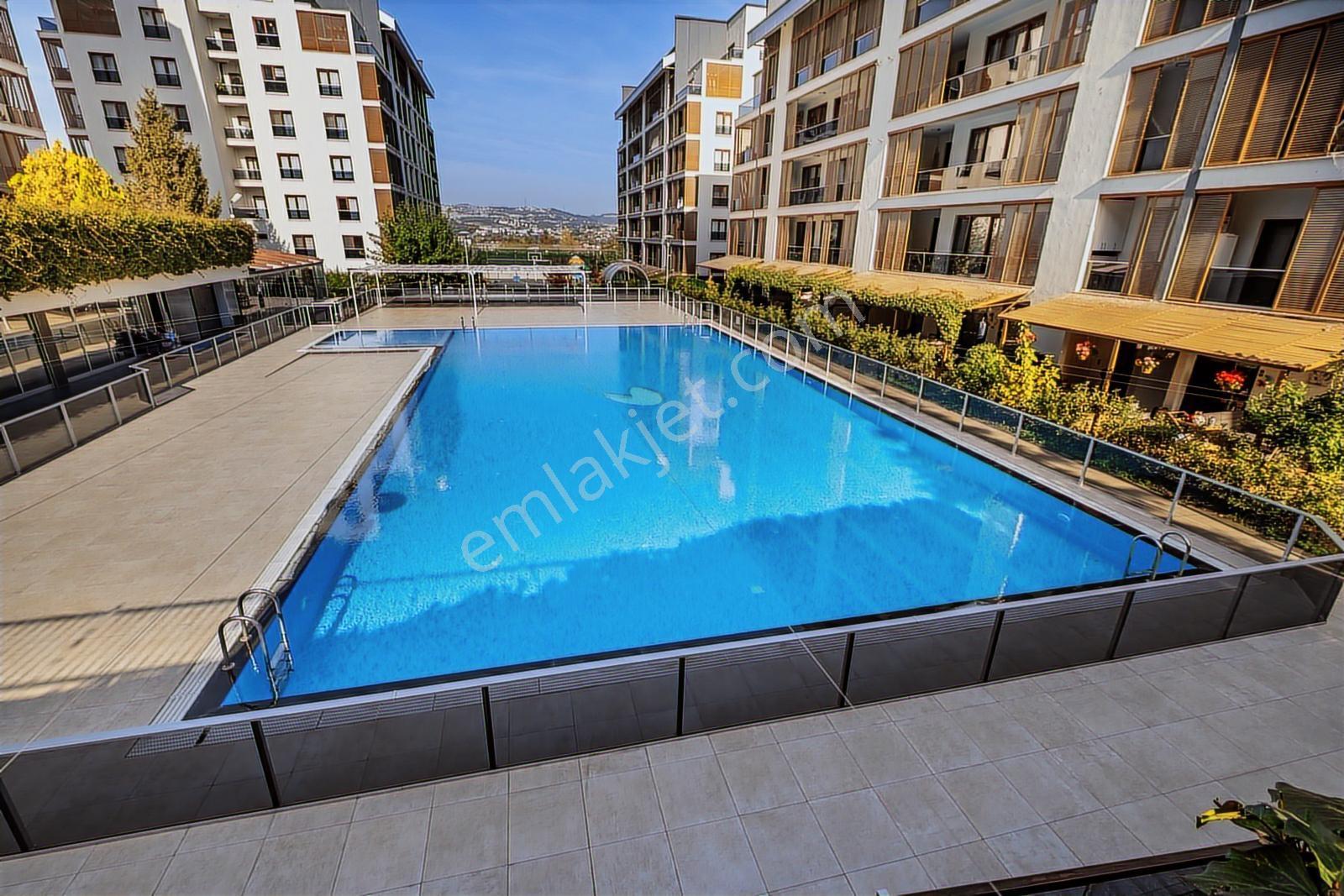 Remax Area Dan Balat Geçitpark Sitesi Satılık Ara Kat 3+1 Daire - Görsel 33
