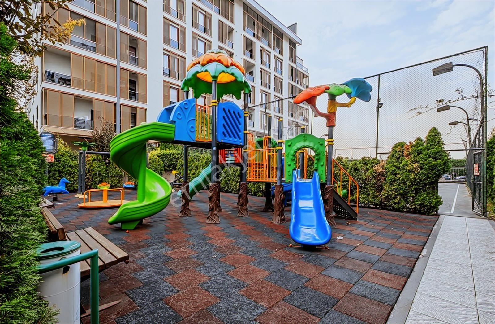 Remax Area Dan Balat Geçitpark Sitesi Satılık Ara Kat 3+1 Daire - Görsel 35
