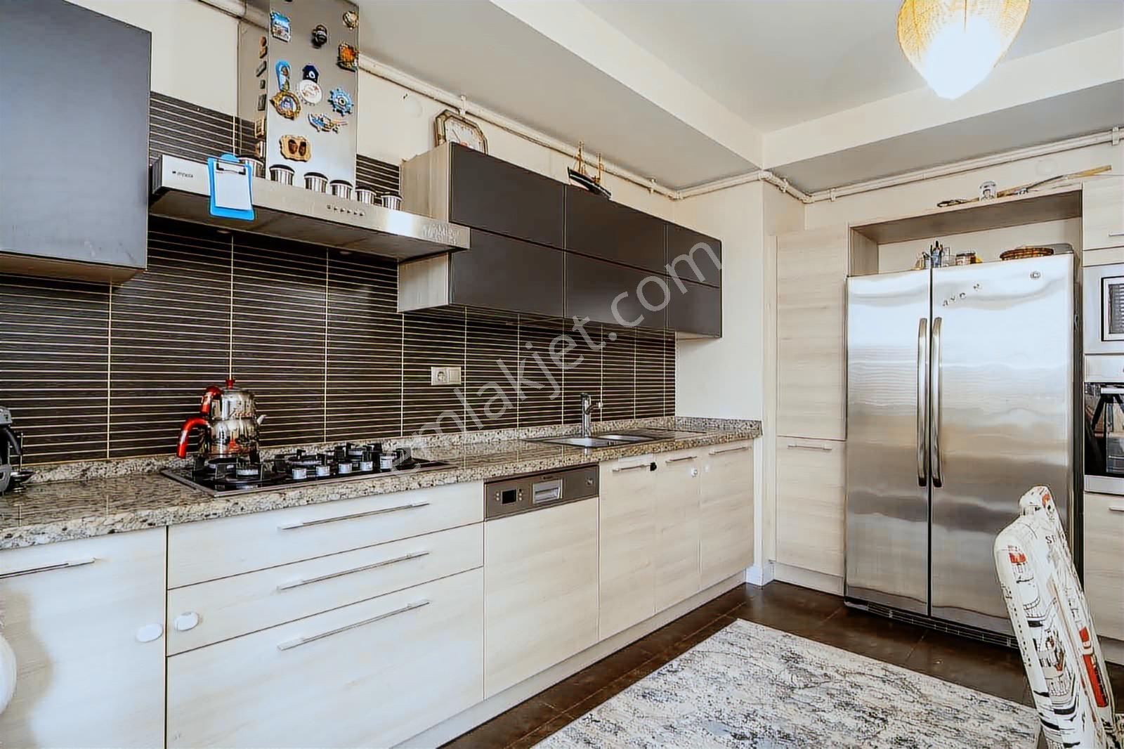 Remax Area Dan Balat Geçitpark Sitesi Satılık Ara Kat 3+1 Daire - Görsel 17