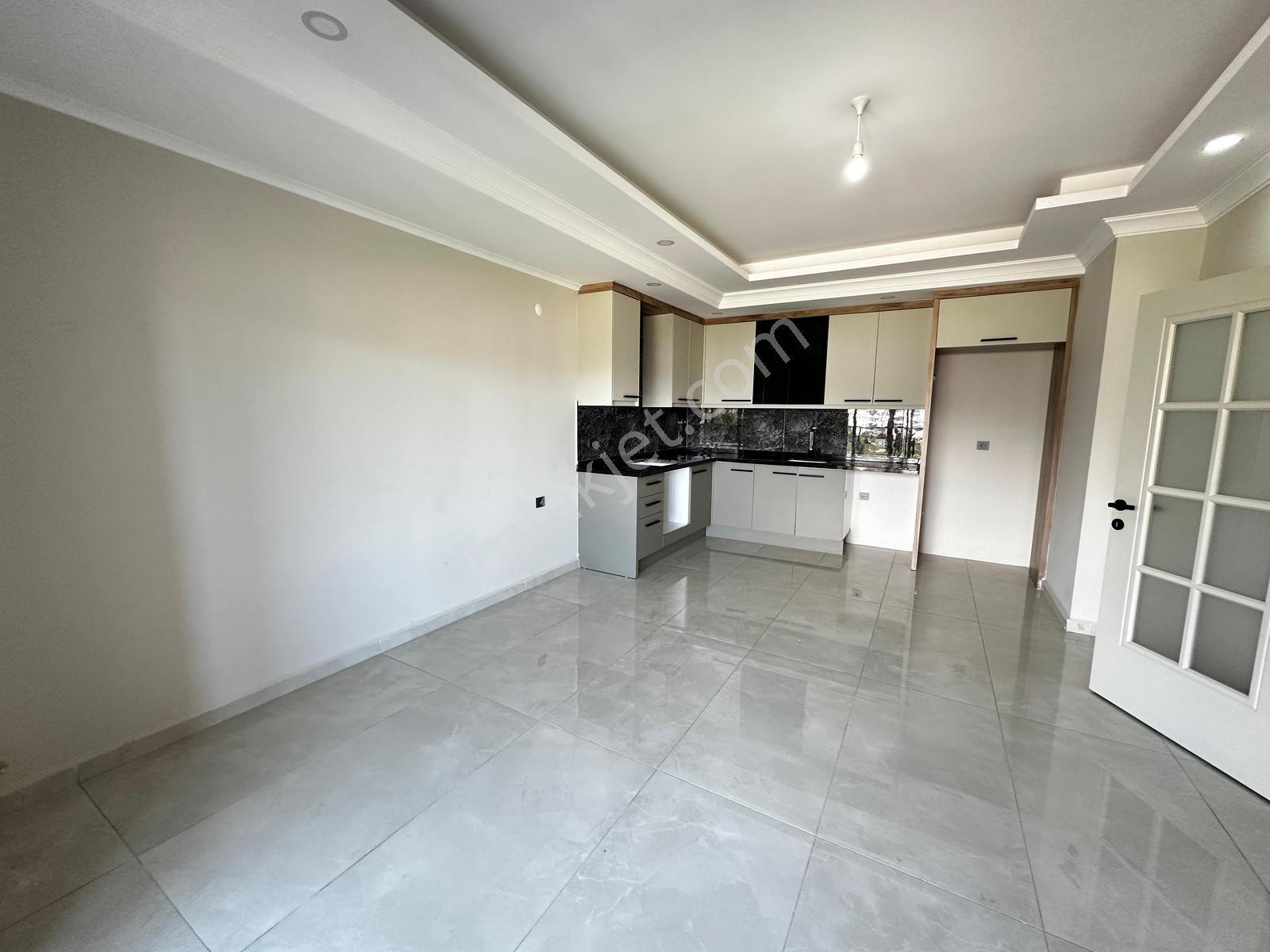 Denizyoluna Sıfır Konumda Kiralık 3+1 Dubleks Daire - Görsel 17
