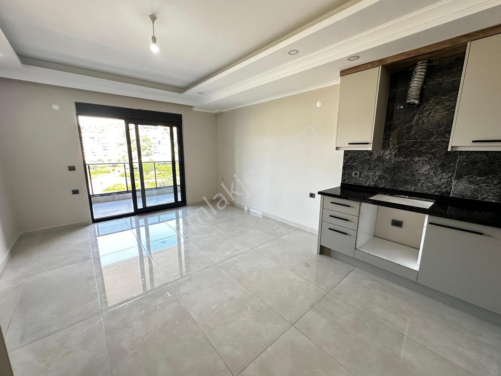 Denizyoluna Sıfır Konumda Kiralık 3+1 Dubleks Daire - Görsel 12
