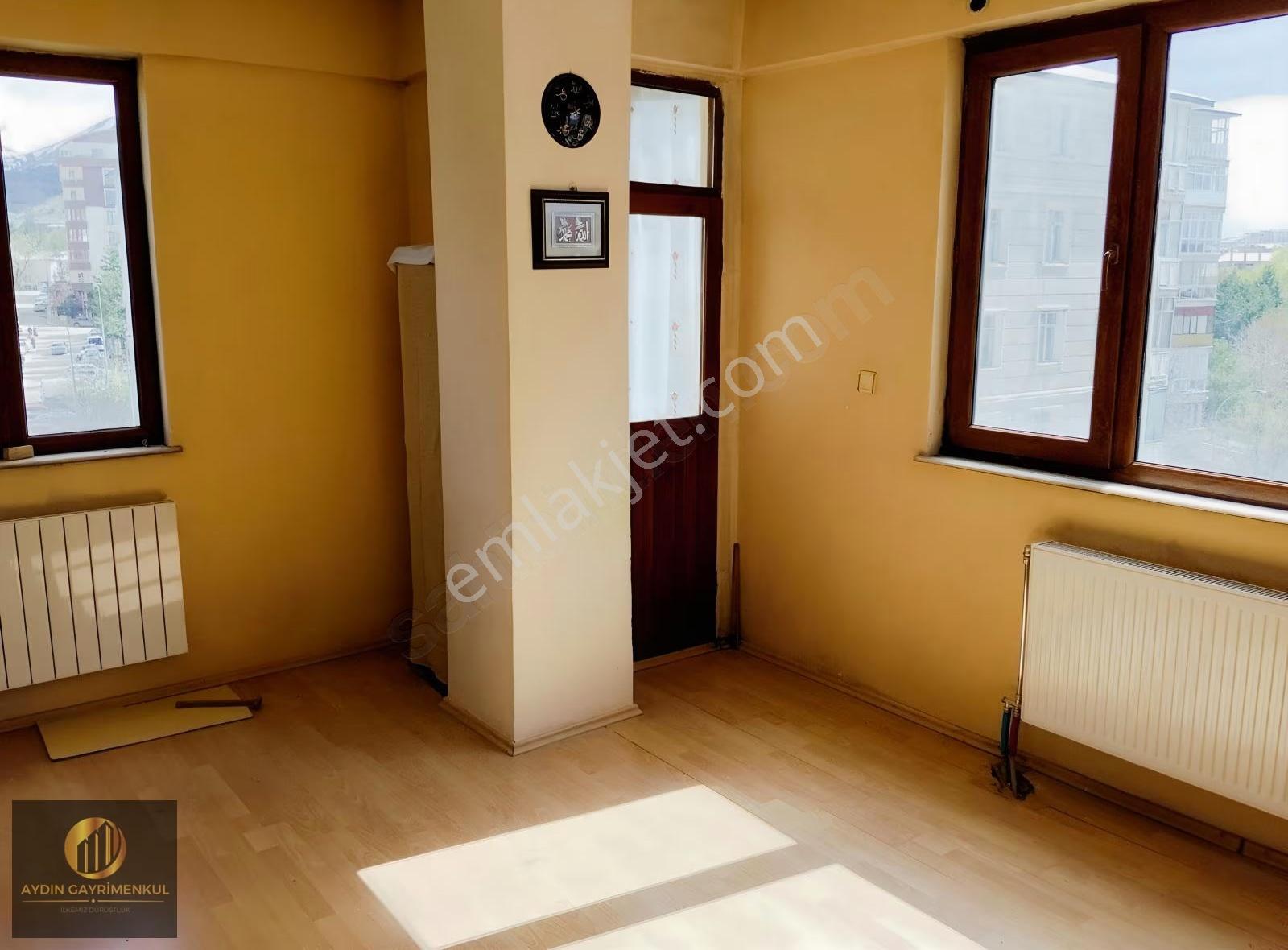 Terminal Caddesinde 4 Artı 1 Satılık Lüks Arakat Daire - Görsel 26