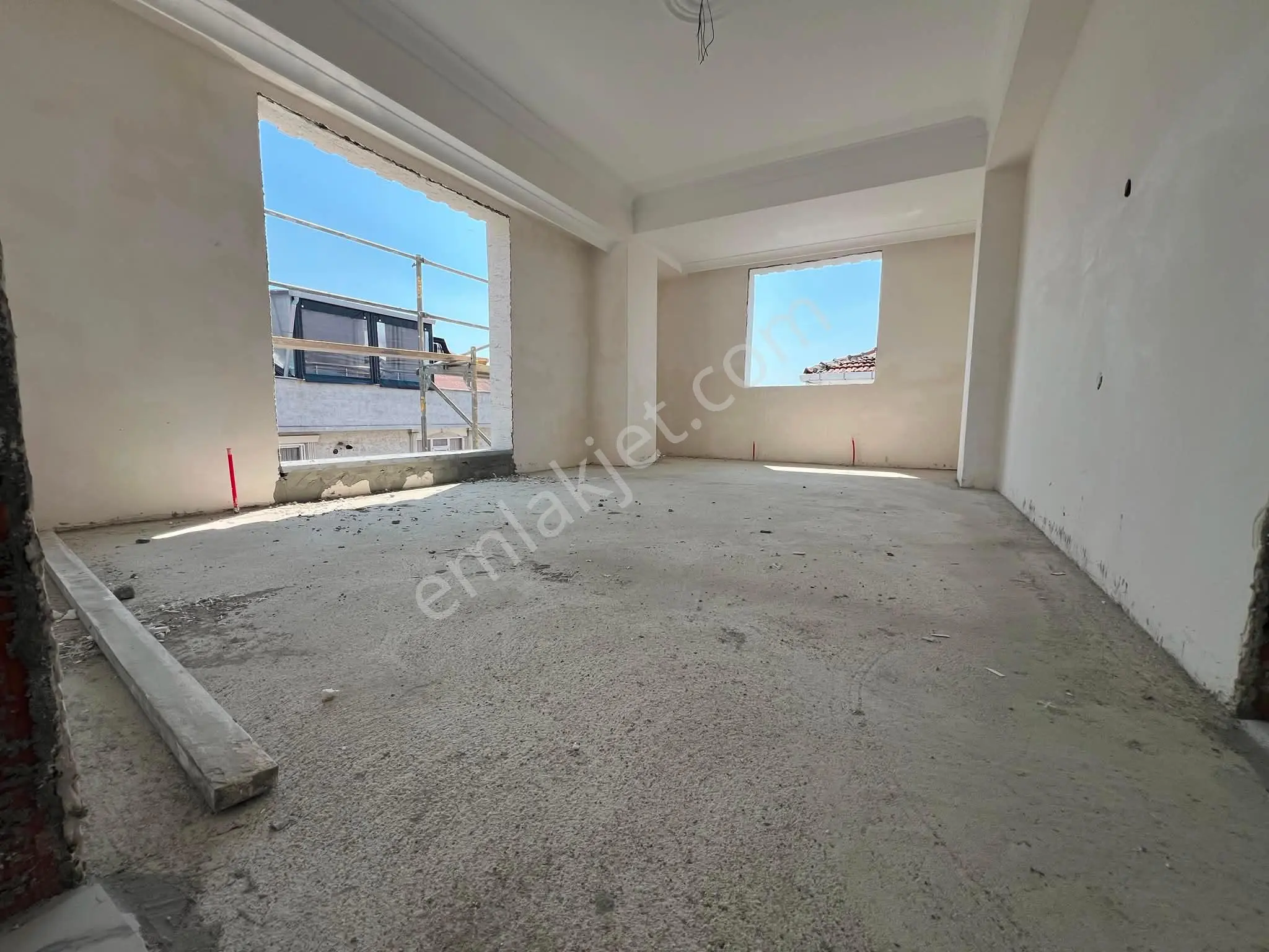 Yenibosna Çobançeşme Mahallesinde Satılık 2+1 Daire Sıfır