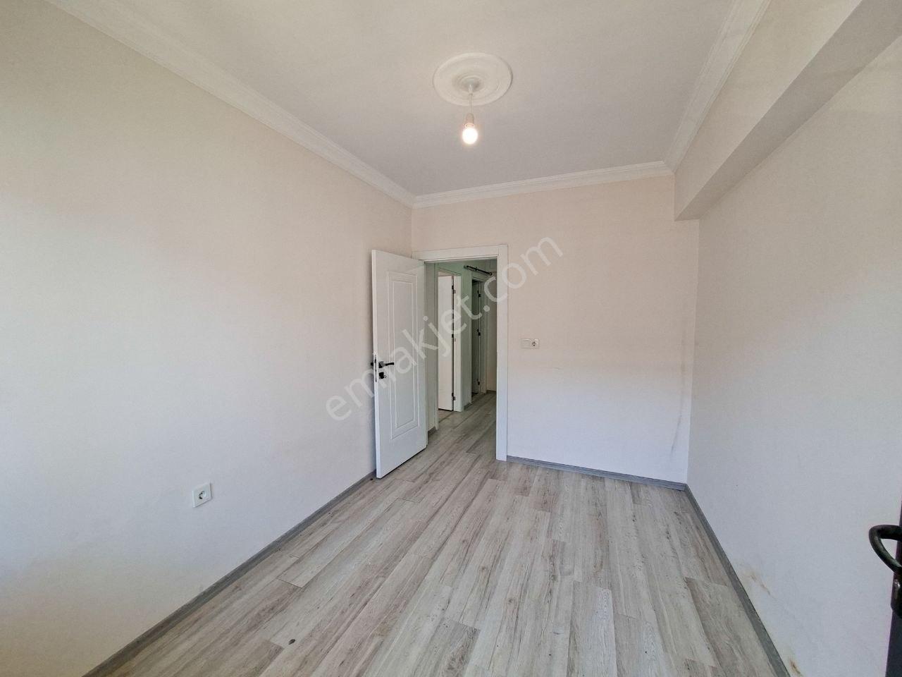 Hak Emlak'tan Kazukoğlu Mahallesinde Kiralık 2+1 Geniş Daire - Görsel 33