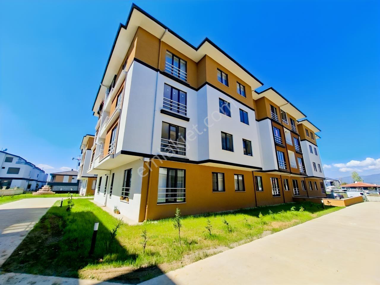 Hak Emlak'tan Kazukoğlu Mahallesinde Kiralık 2+1 Geniş Daire - Görsel 14