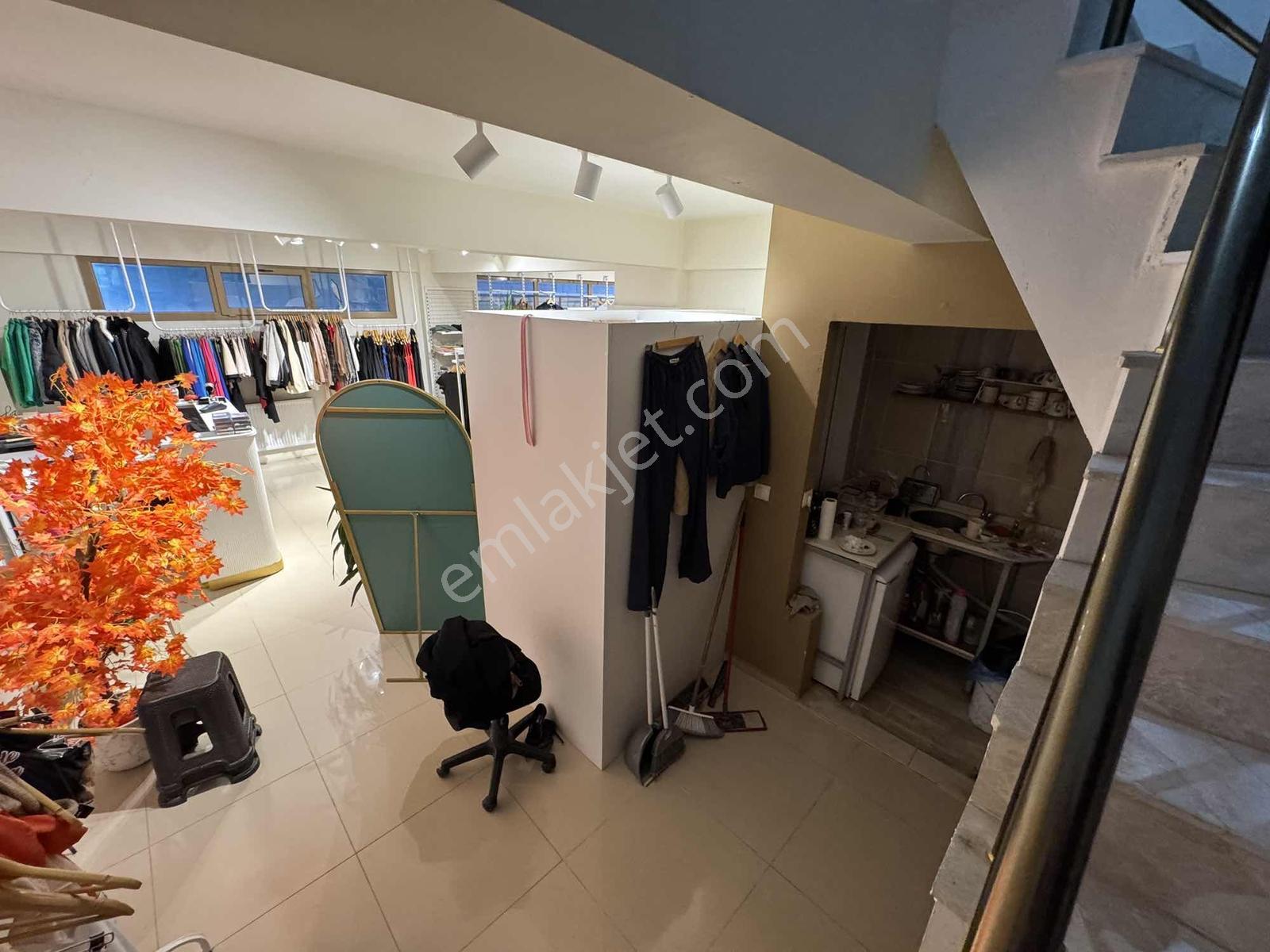 Maltepe Mah. Çarşı Merkez Vakıfbank Mevki Devren Kiralık Dükkan - Görsel 32