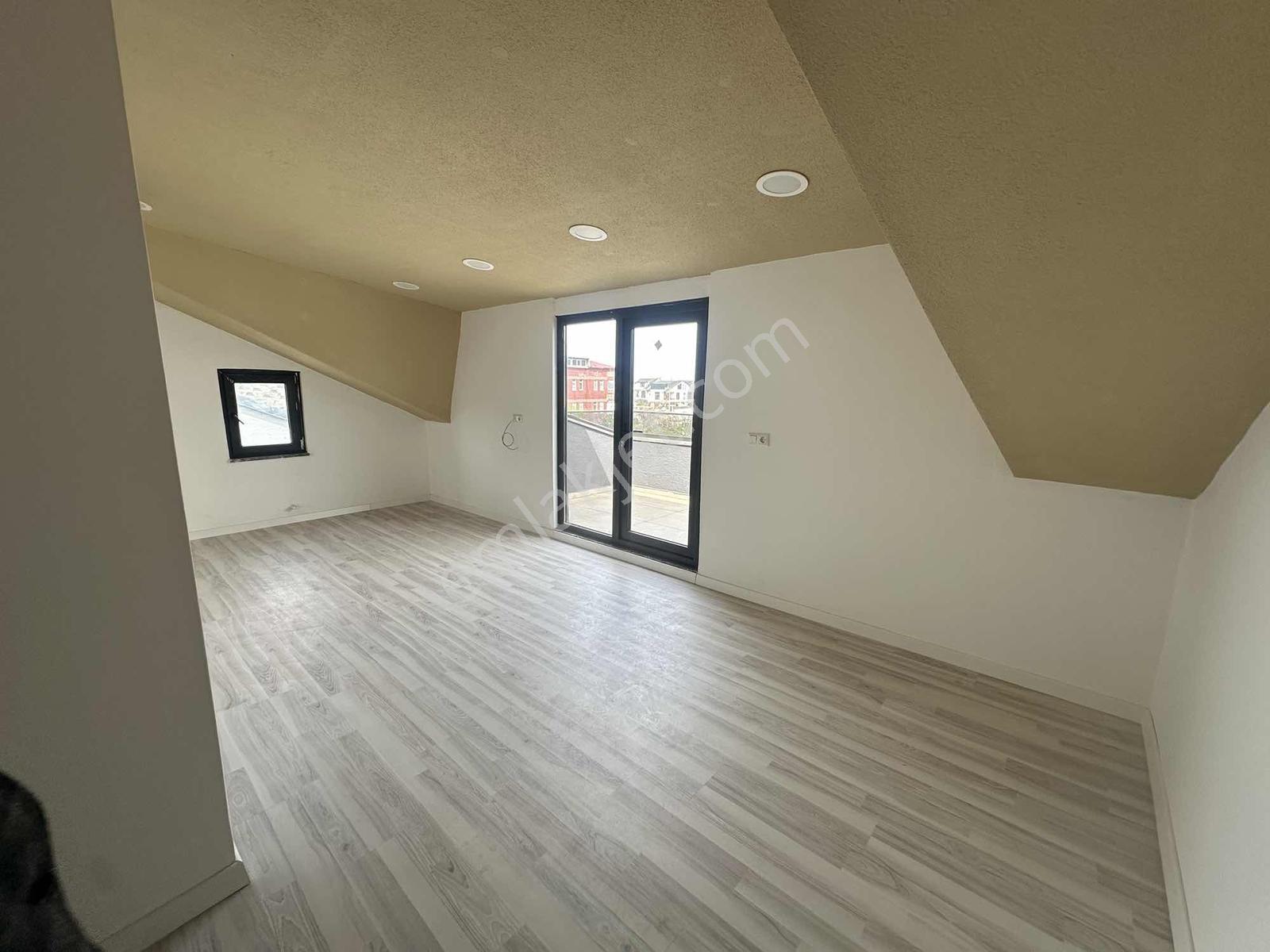 209 M² Arsa İçerisinde Tam Müstakil Bahçeli Villa Fırsatı - Görsel 4