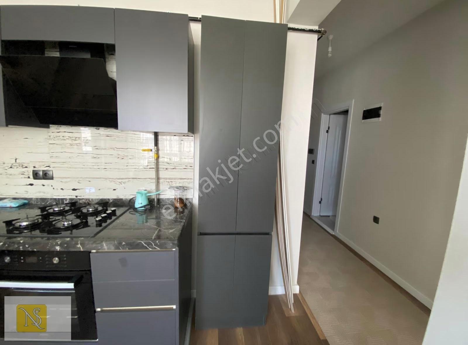 Nş Gayrimenkul'den Geniş Sıfır Eşyalı 1+1 Kiralık Daire! - Görsel 2