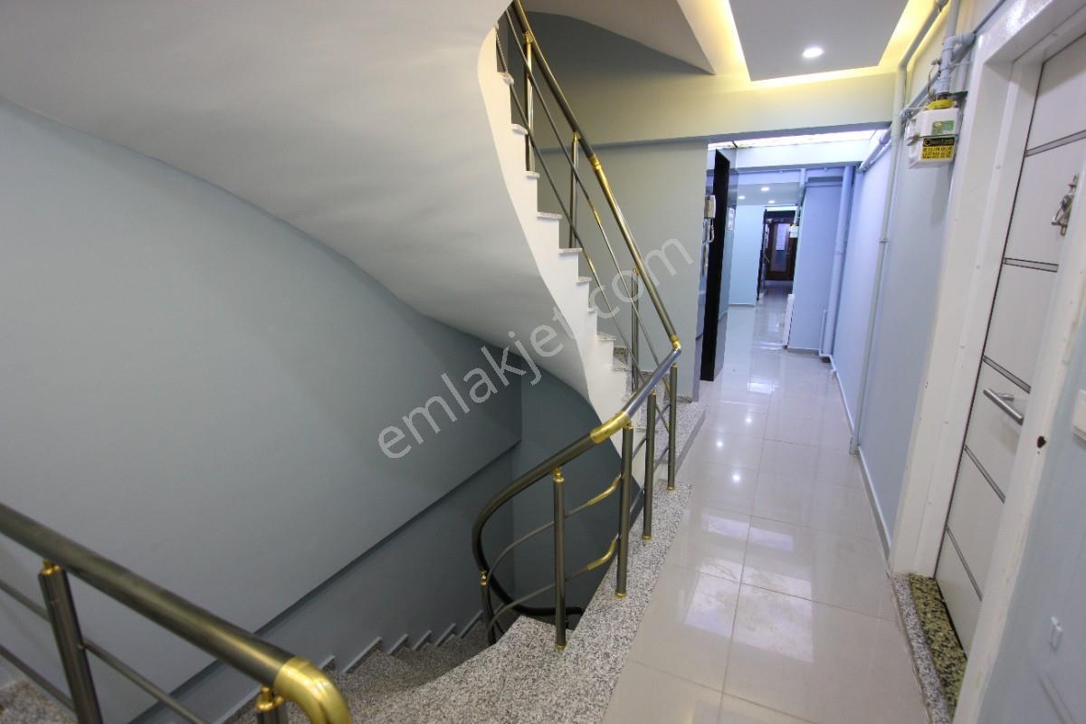 Bağlarbaşı'nda Satılık Led Aydınlatmalı Modern 2+1 Daire - Görsel 23