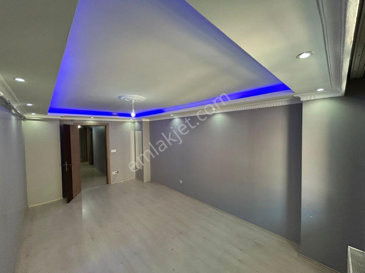 Bağlarbaşı'nda Satılık Led Aydınlatmalı Modern 2+1 Daire - Görsel 12