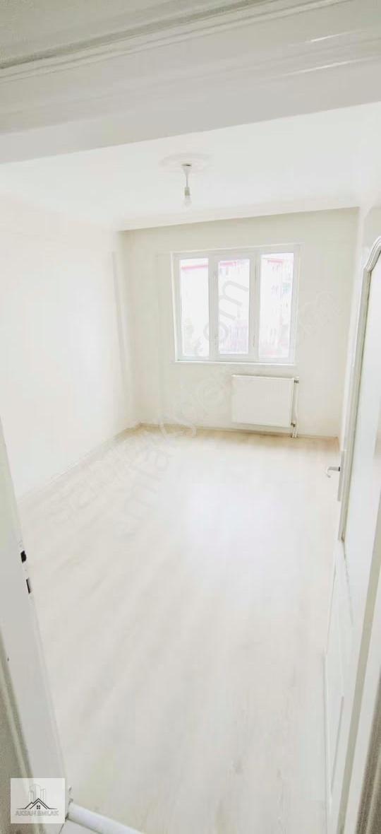 Aksan Emlak'tan Şeyhşamil Mah 3+1 Site İçerisinde Satılık Daire! - Görsel 2