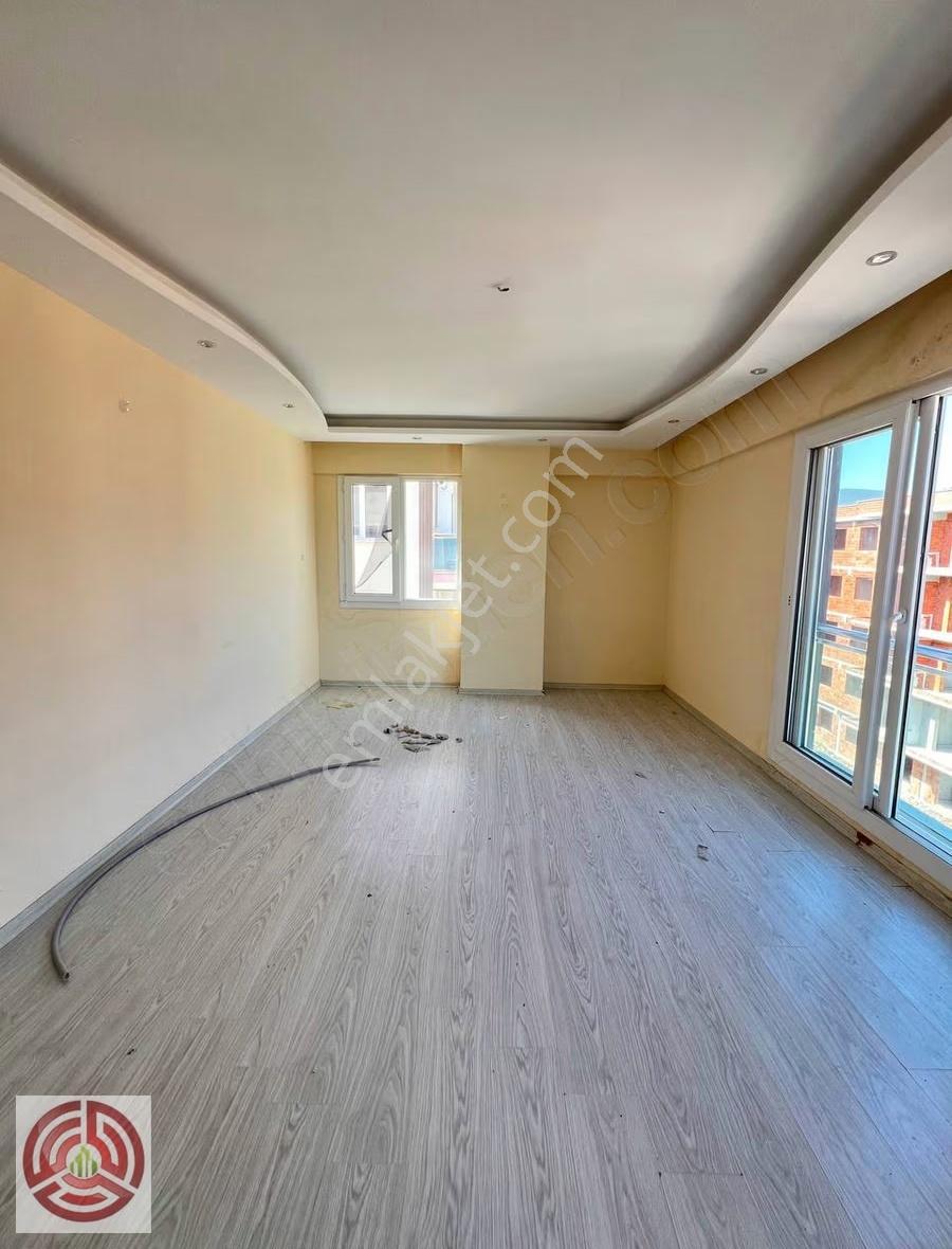 Emir Grup'tan Muradiye'de Kiralık 2+1 Geniş Kullanışlı Daire - Görsel 4