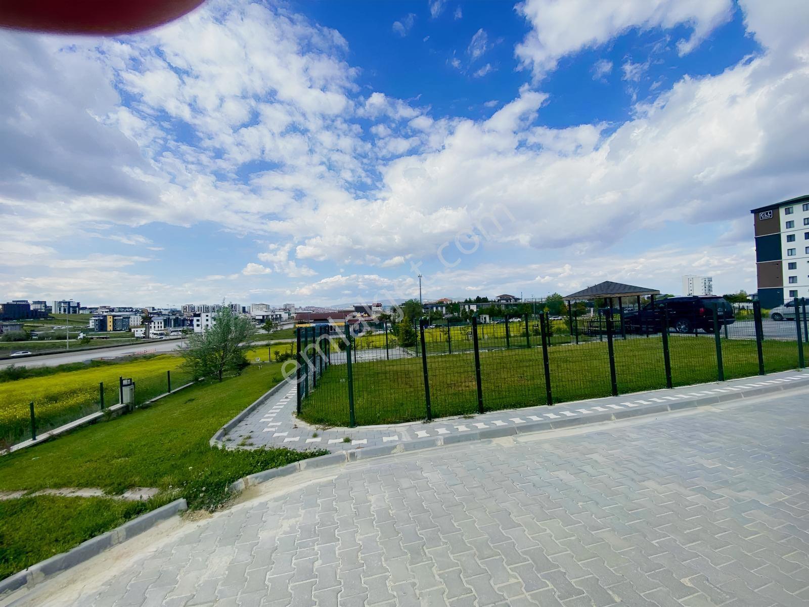 Bağlıca' Da Satılık Açık Kapalı Otoparklı Kilerli Satılık Daire - Görsel 43