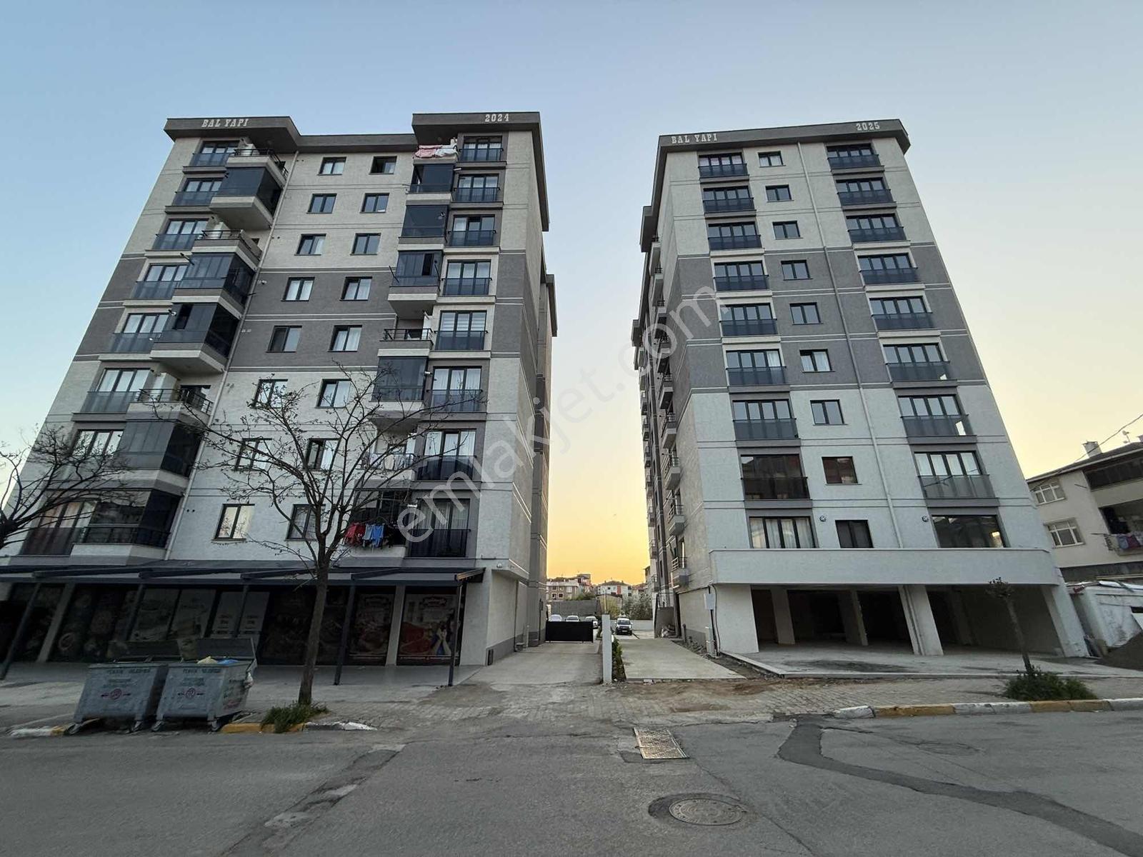 Satılık 1+1 Daire -yeniasır Caddesi - Ferah Ve Kullanışlı - Görsel 9