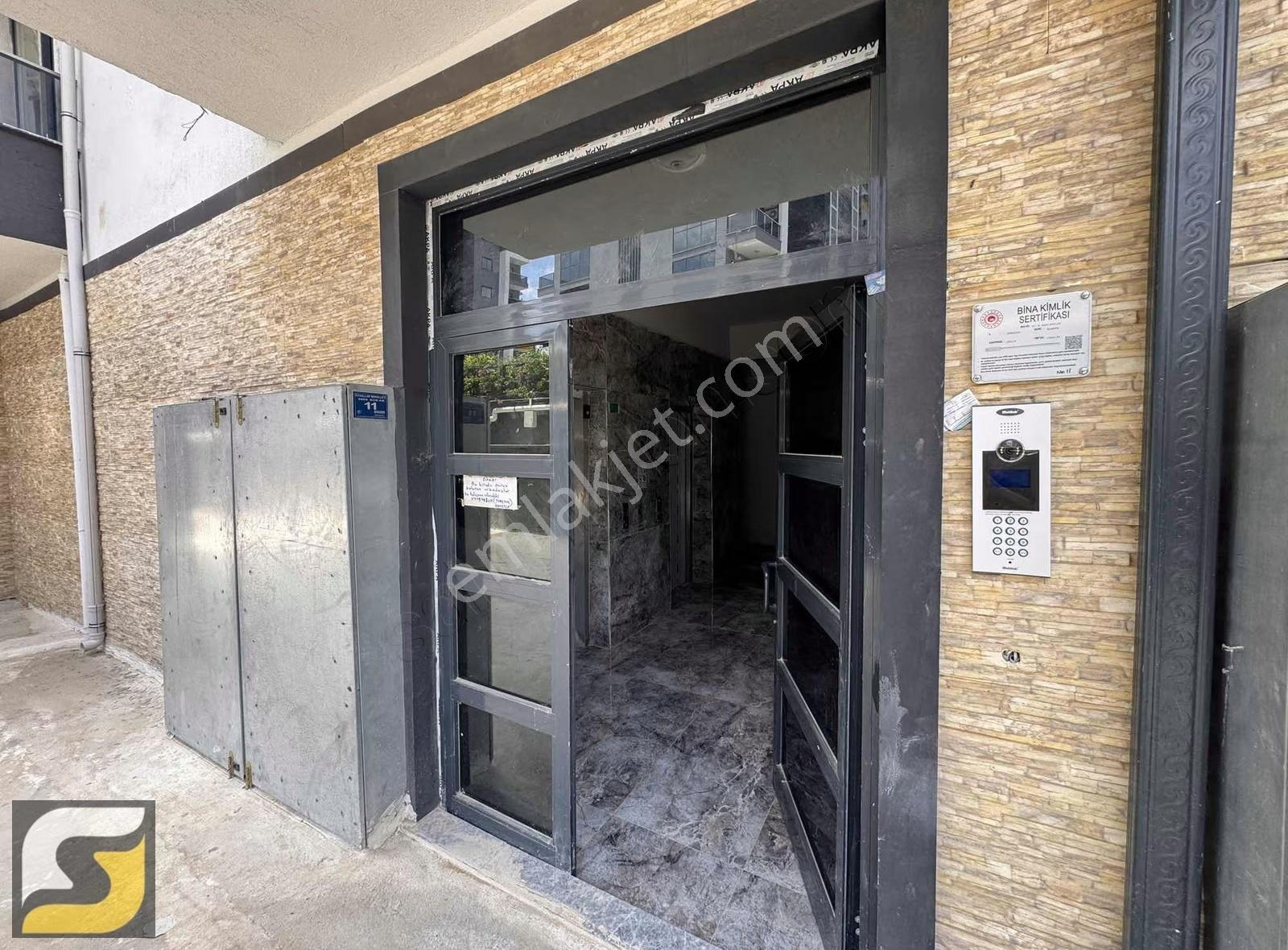 Alanya Avsallar Mahallesinde 1+1 Kiralık Daire - Görsel 3
