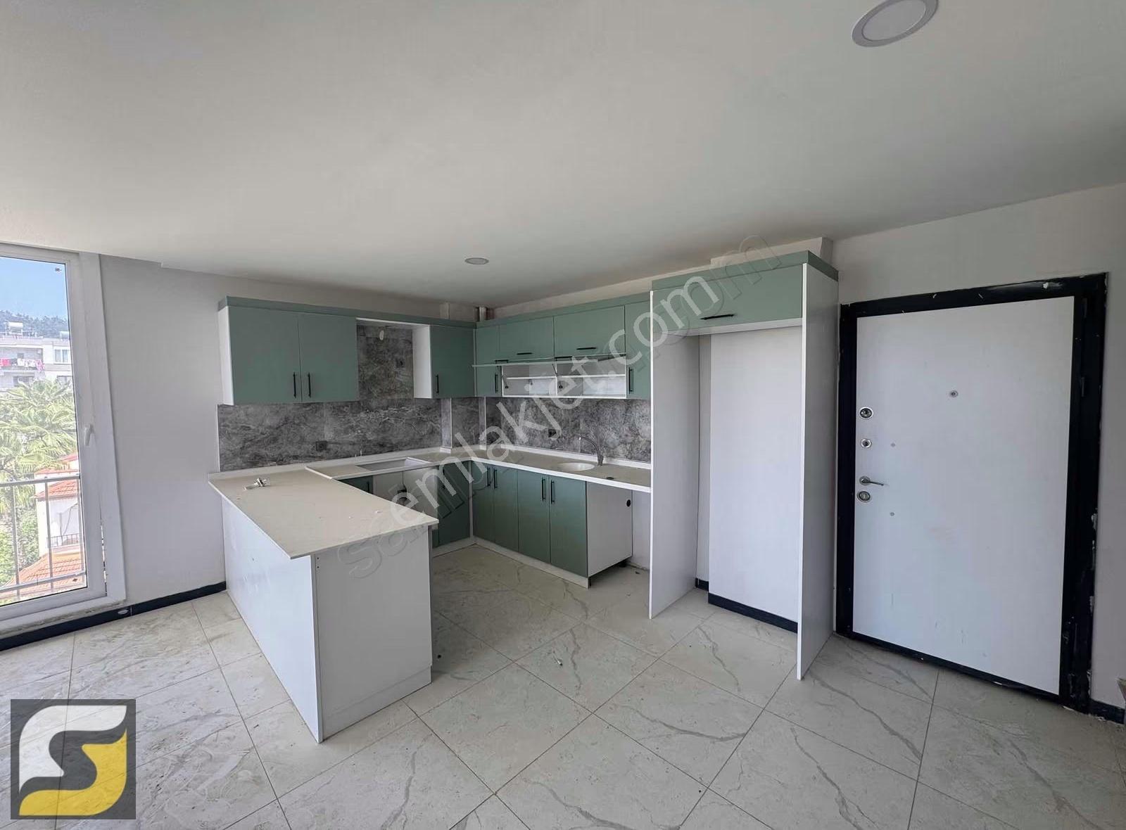 Alanya Avsallar Mahallesinde 1+1 Kiralık Daire - Görsel 2