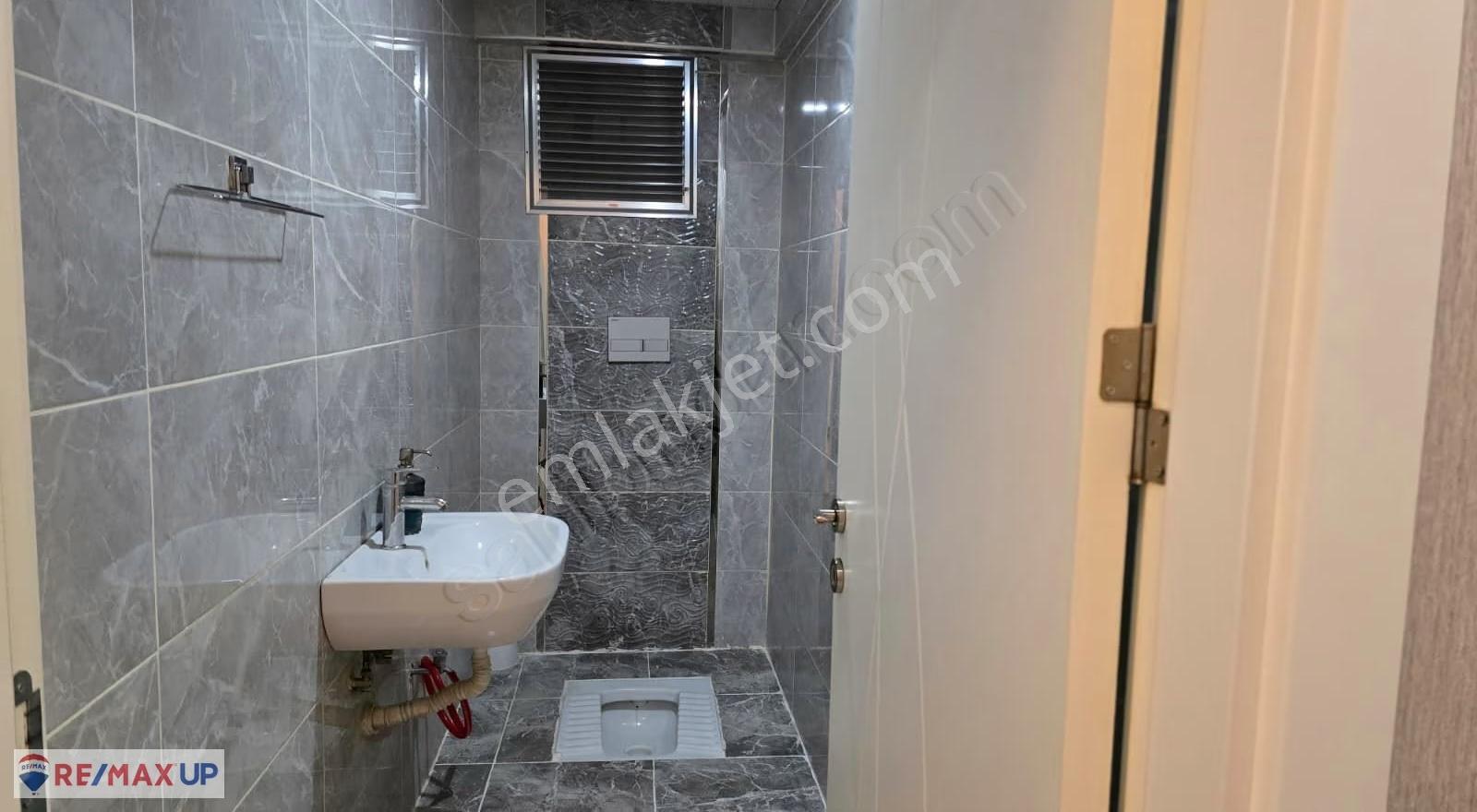 Torbalı Şeker Sitesinde 160 M² Net Kullanım Alanlı Geniş 3+1! - Görsel 10