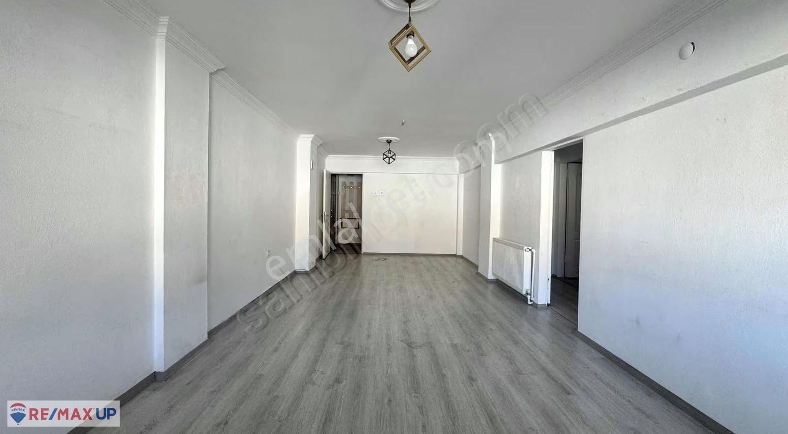 Akevler'de 105 M2 Geniş 2+1 Asansörlü Satılık Daire - Görsel 10