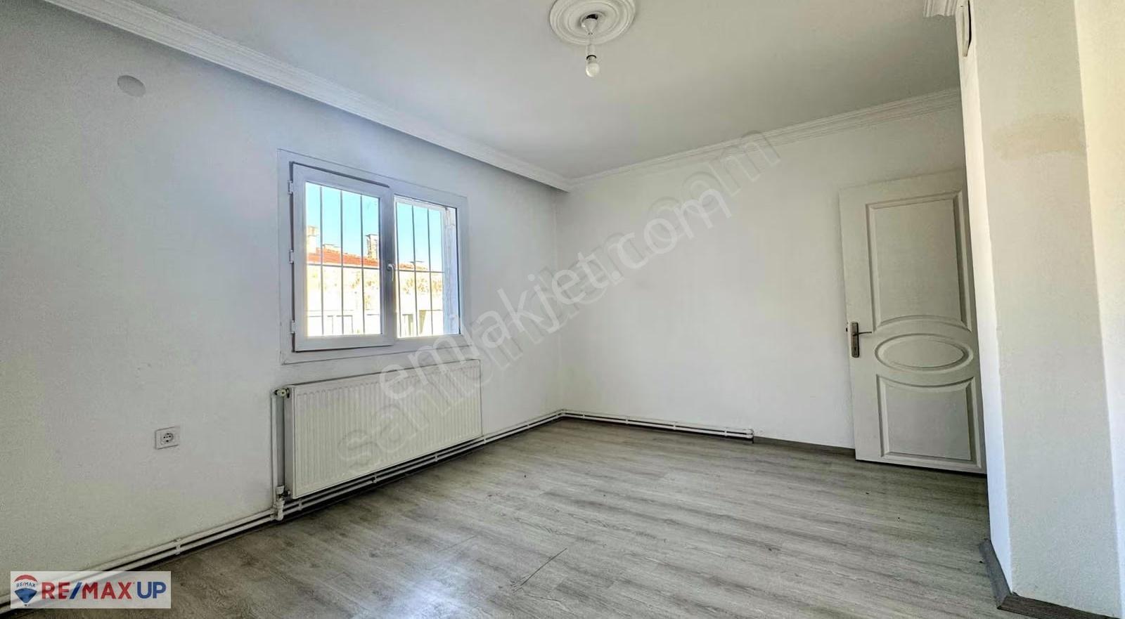 Akevler'de 105 M2 Geniş 2+1 Asansörlü Satılık Daire - Görsel 7