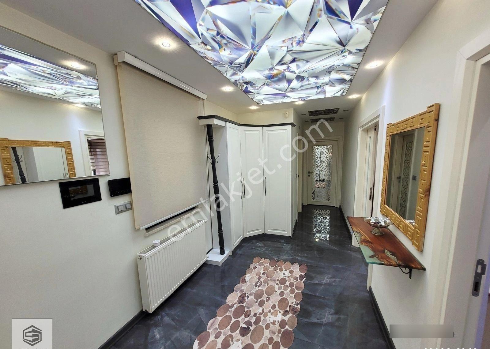 Çağlayan'da Sahile Yakın 2+1 Lüks Mobilyalı Bahçe Katı - Görsel 26