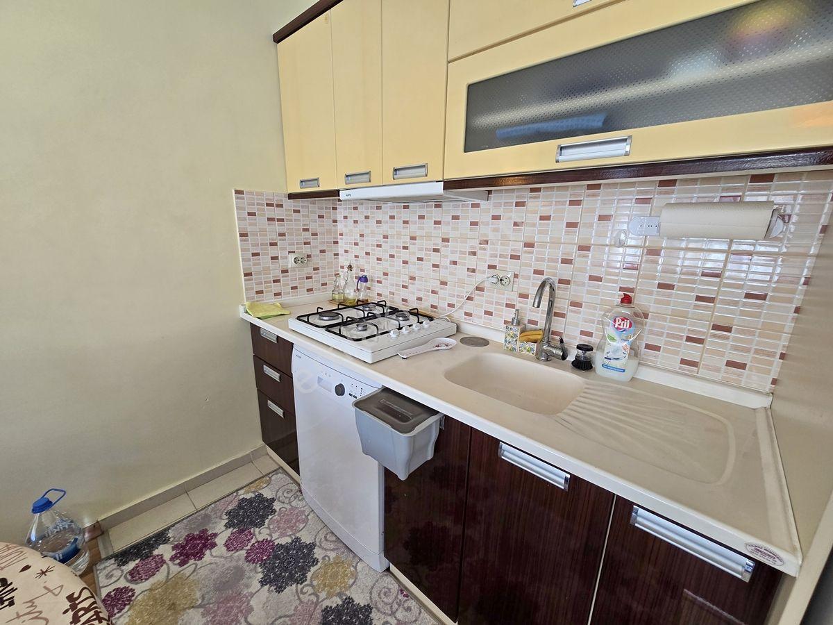 Altınoluk Satılık Daire | Denize 500 Metre | Merkezde | Eşyalı | Klimalı - Görsel 9