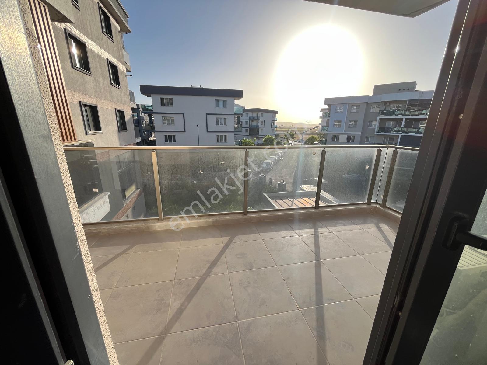 Menemen Seyrek İnönü Mah. Full Eşyalı 1+1 Kiralık Köşe Daire - Görsel 34