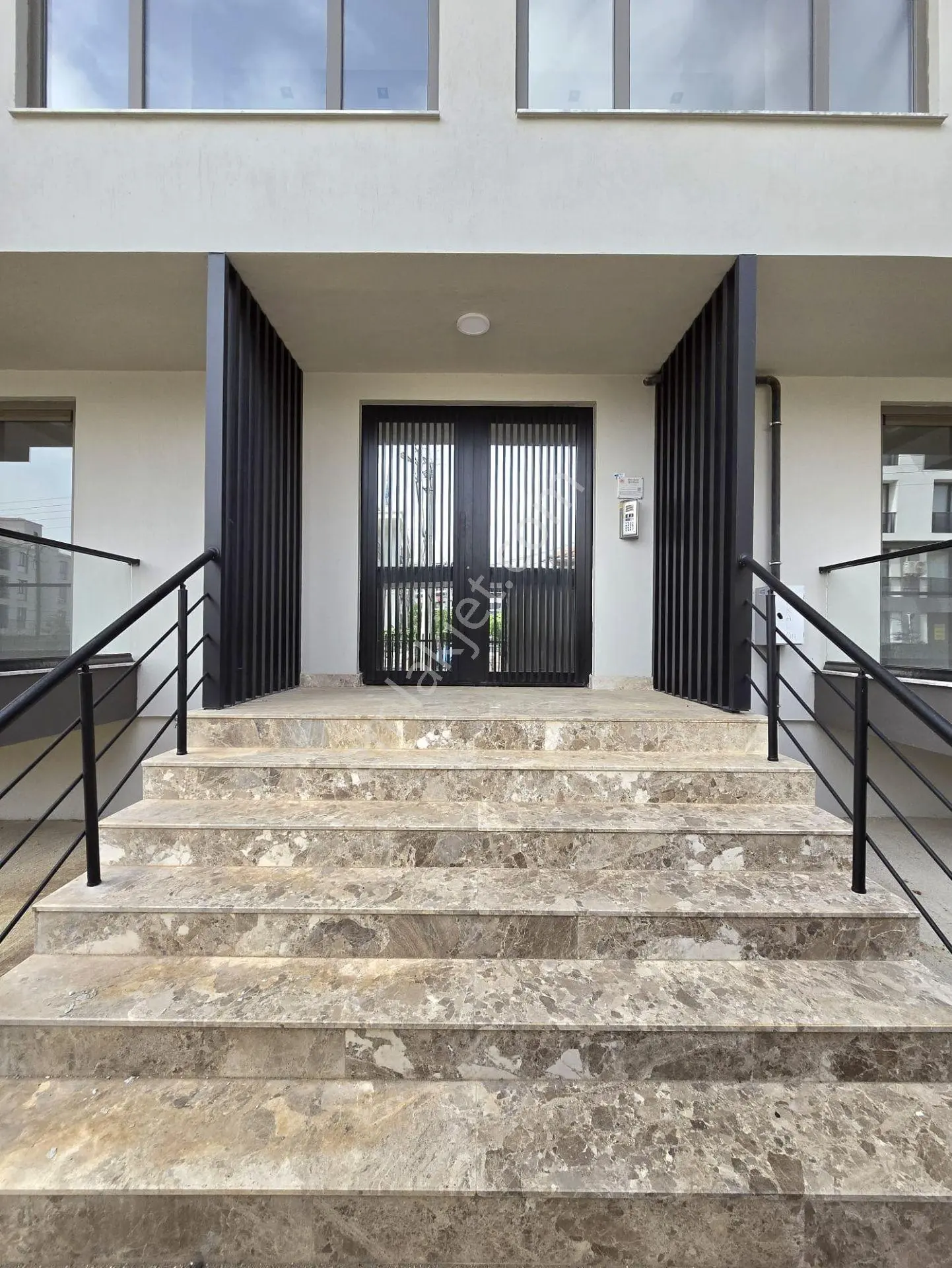 Şehir Hastanesi Yakını, Ara Kat 100 M² 2+1 Lüks Daire - Görsel 3
