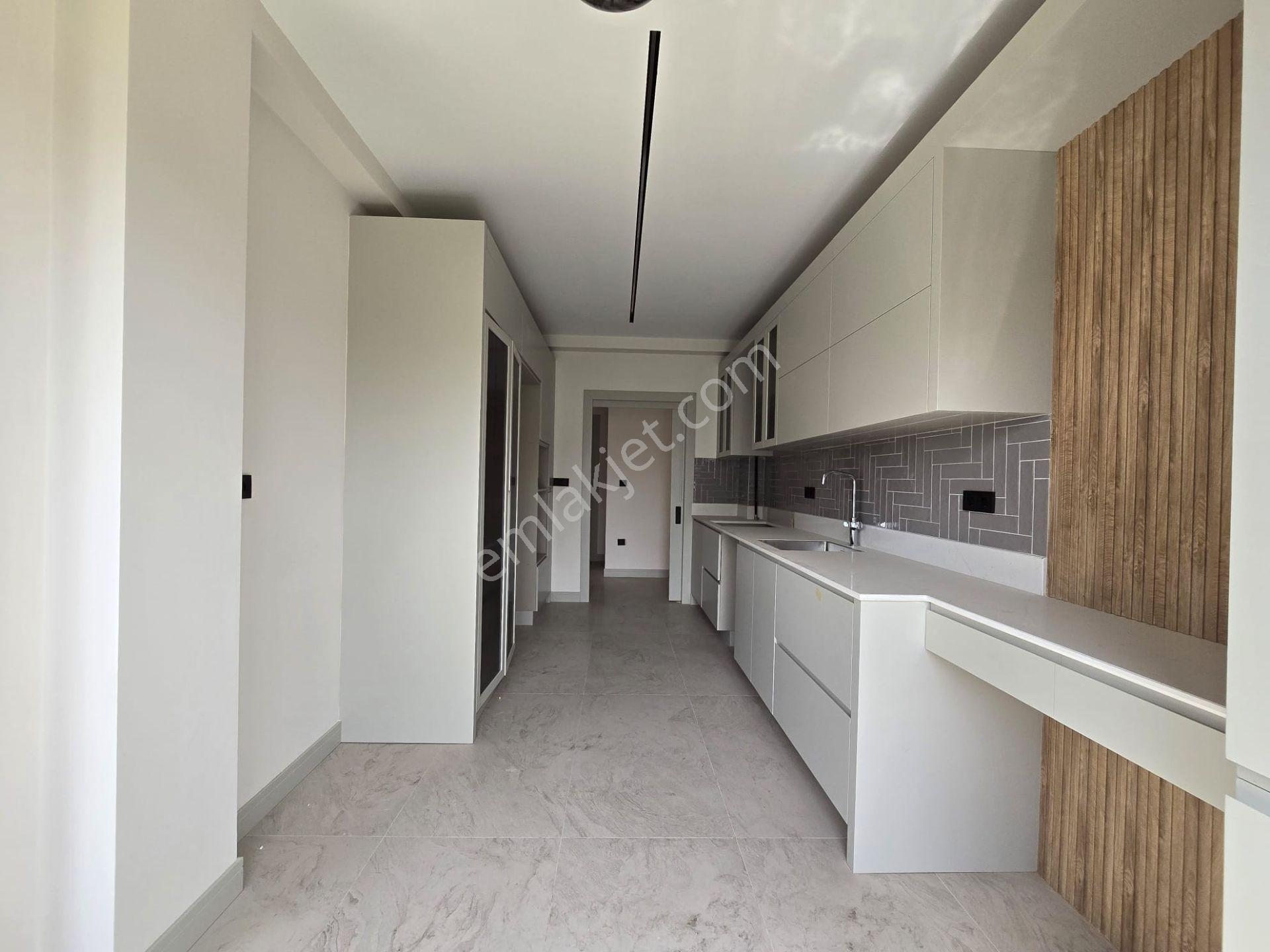 Şehir Hastanesi Yakını, Ara Kat 100 M² 2+1 Lüks Daire - Görsel 12