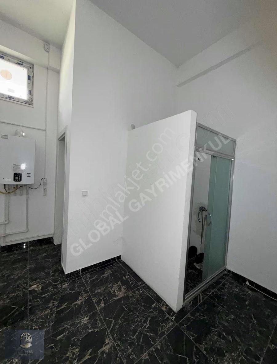 Bülentecevit Cadde Üzeri Kiralık 245m2 Tabela Değeri Yüksek - Görsel 4
