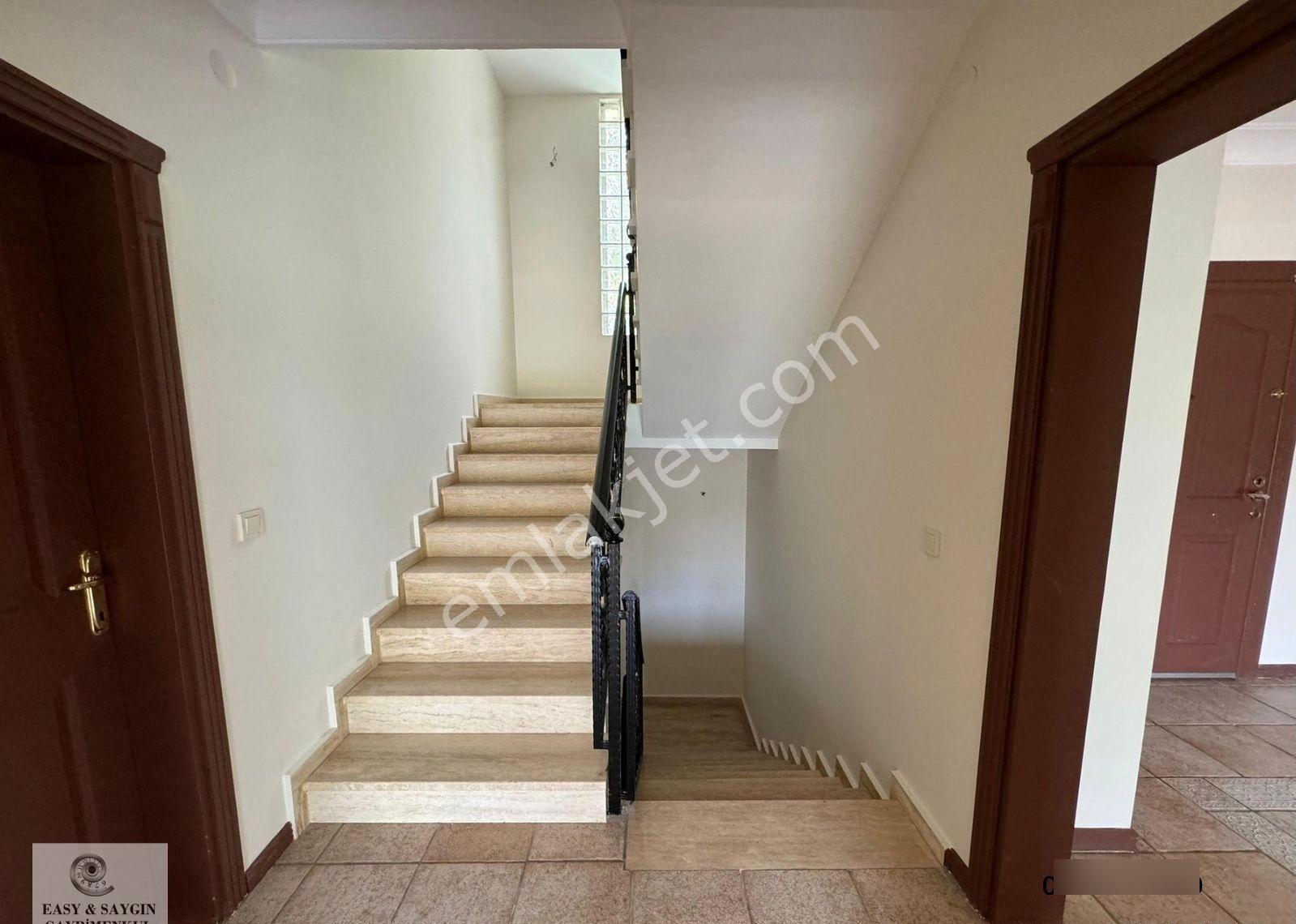 Satılık Lüks Villa | 900 M² Arsa | 450 M² Kullanım Alanı | Havuzlu - Görsel 16