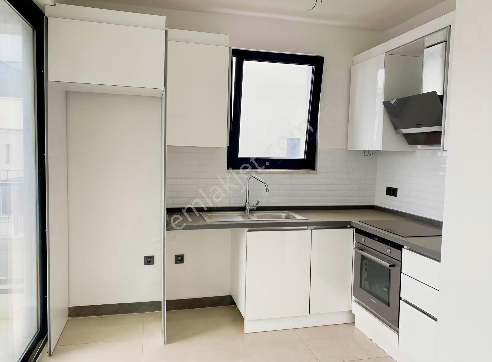 Havuzlu Ve Prestijli Site İçi 3 Banyolu Deluxe 2+1 Villa Takaslı - Görsel 9