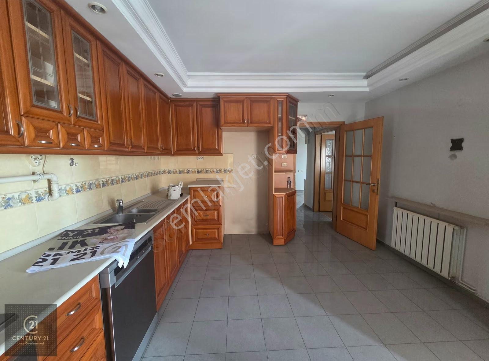 C21 Loca'dan Paşaalanı Emniyet Müdürlüğü Kavşağında Kiralık 3+1 - Görsel 6