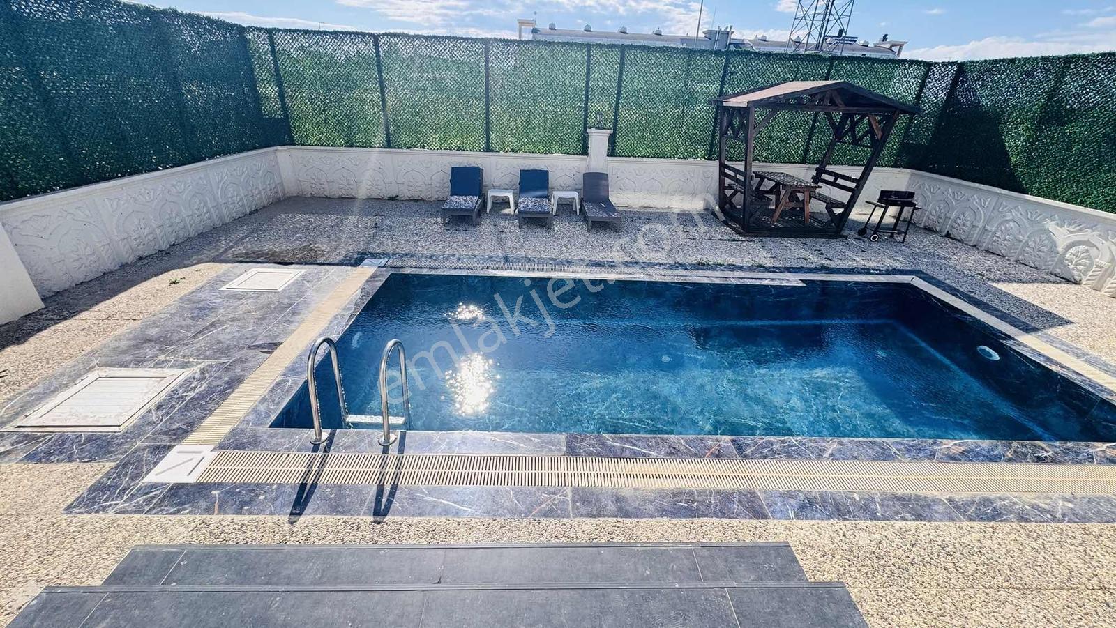Kiralık Lüks 4+1 Özel Havuzlu Villa - Görsel 16