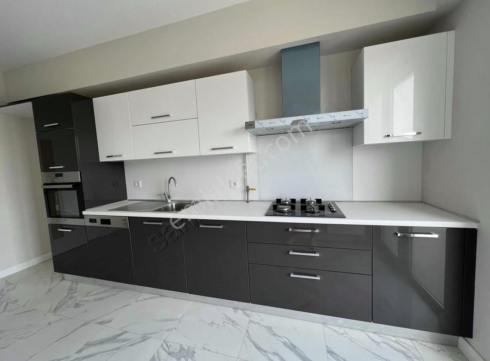 Suryapı Gölbahçe Uzmanı Suna Çakmaktan Kiralık Dublek 4+1 - Görsel 30