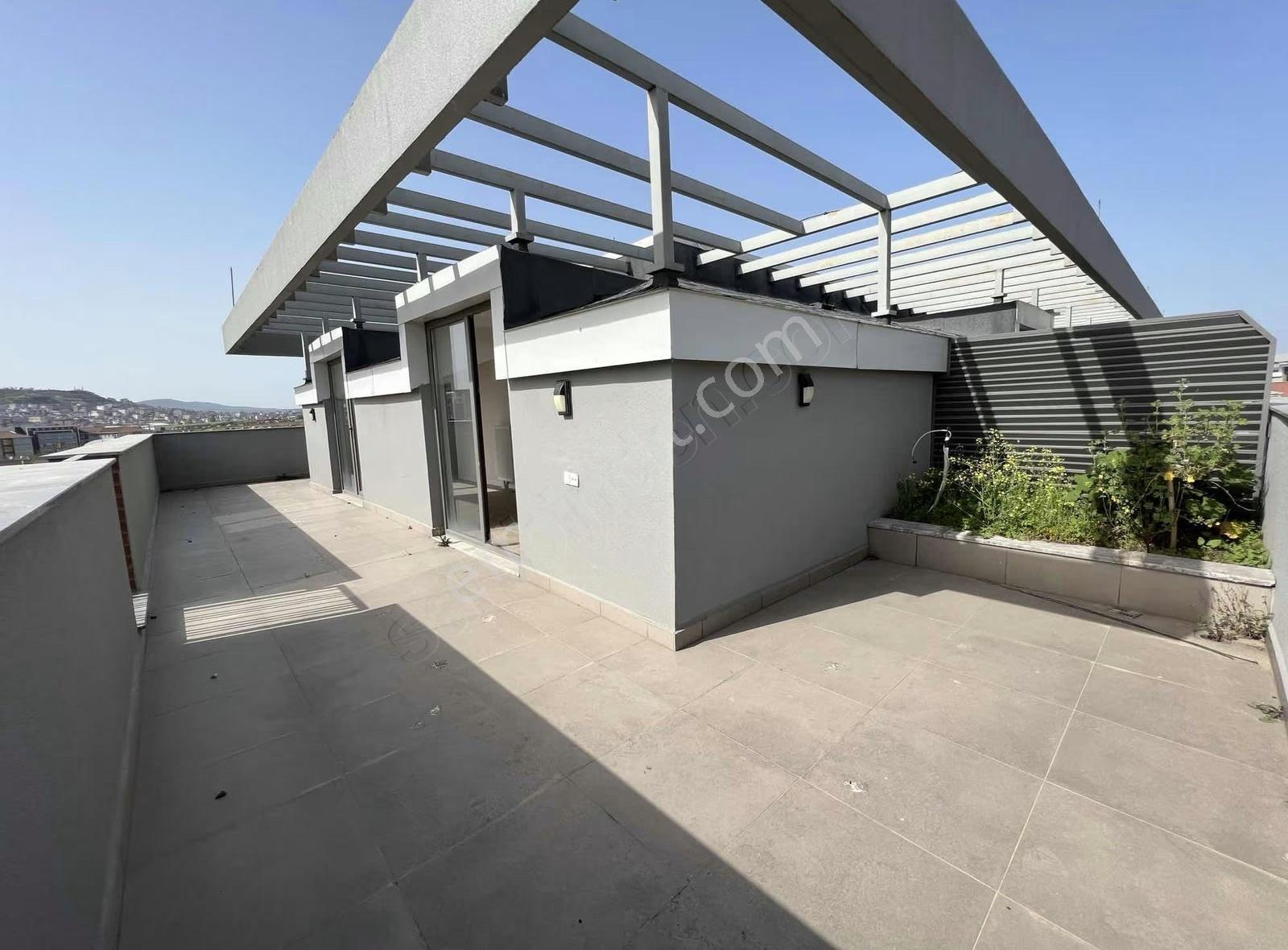 Suryapı Gölbahçe Uzmanı Suna Çakmaktan Kiralık Dublek 4+1 - Görsel 8