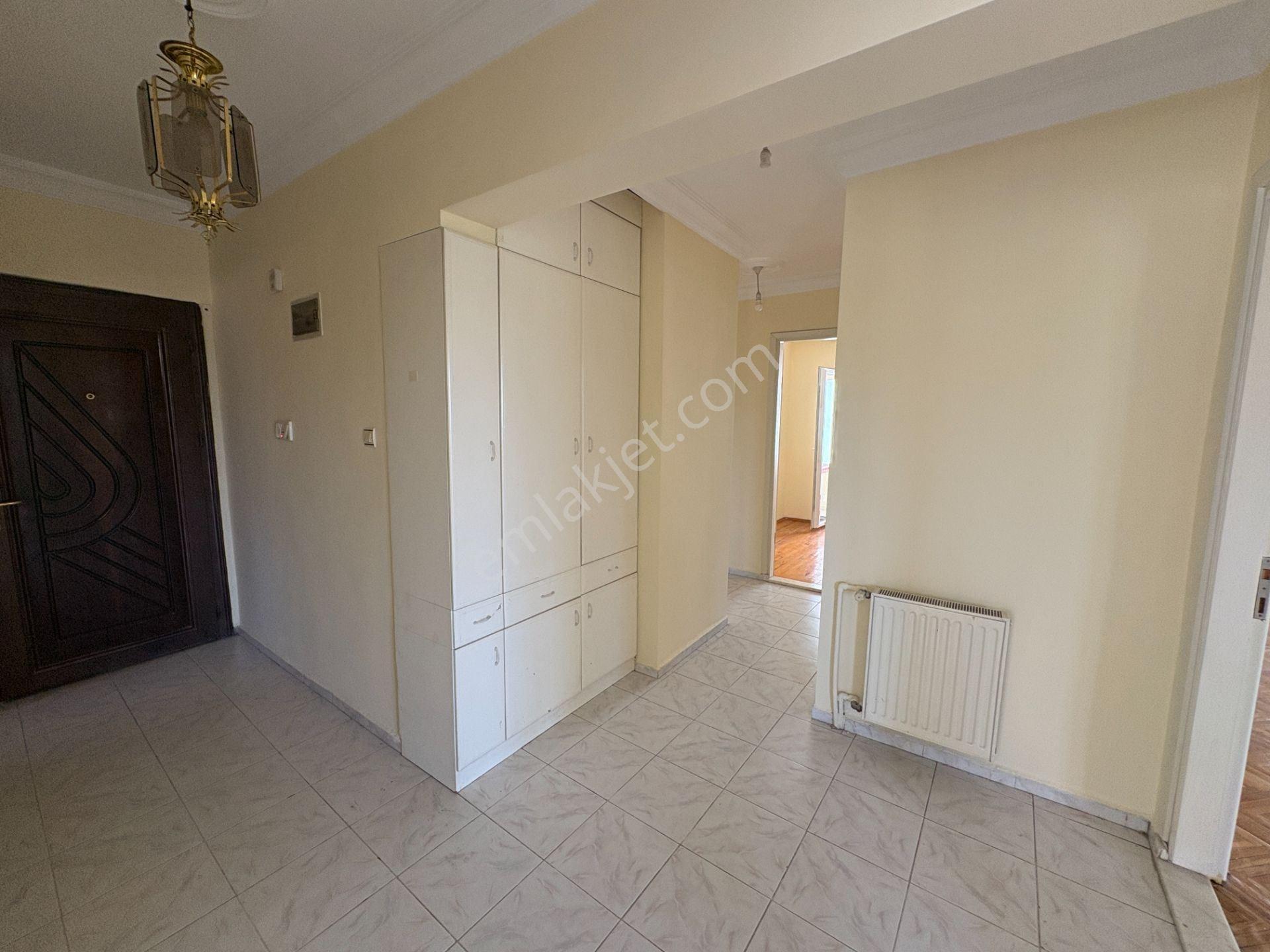 Milas Hayıtlı Mahallesinde En Merkezi Konumda 3+1 Kiralık Daire - Görsel 18
