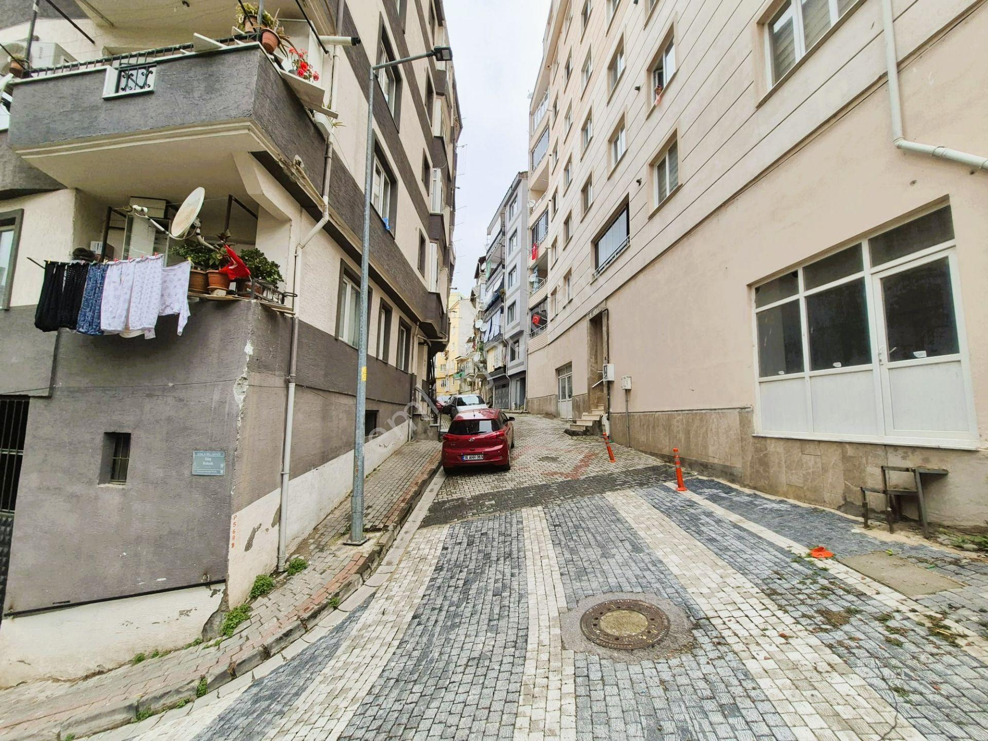 C21 Cius; Merkezi Konumda Asansörlü Binada Geniş 2+1 Ara Kat - Görsel 31
