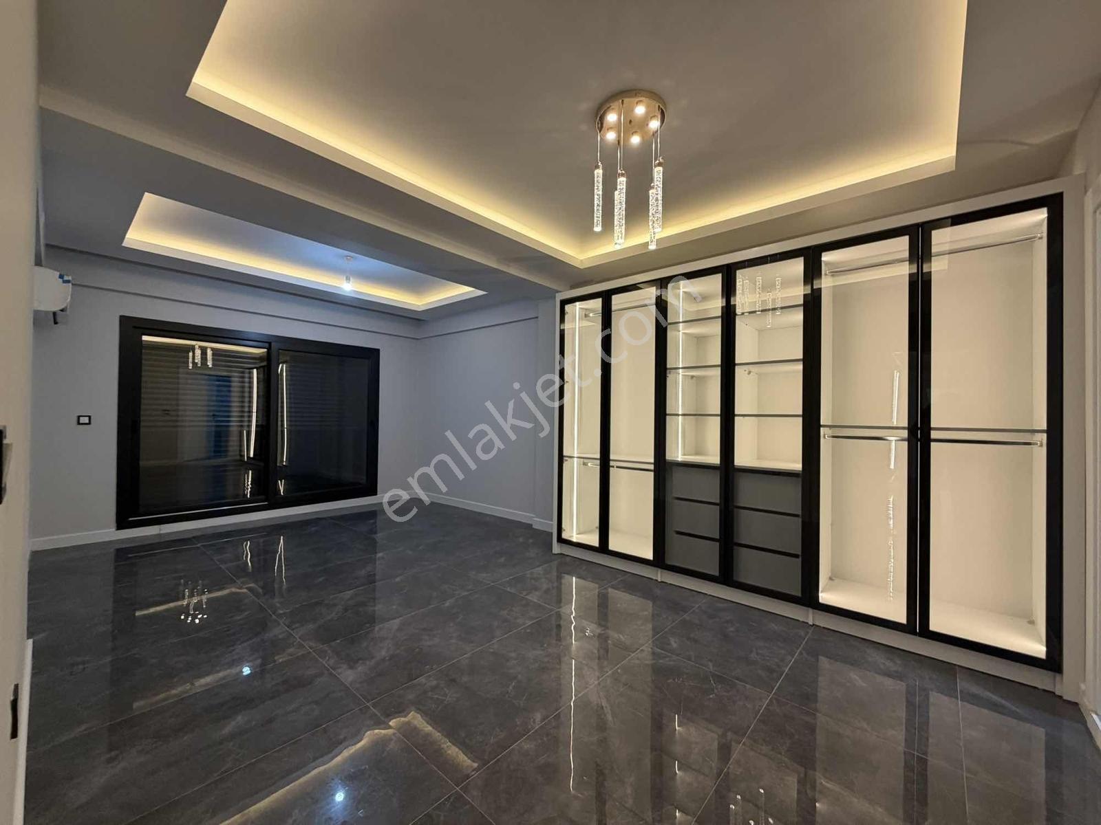 Bakan Dan Torbalının En İyi Lokasyonundaki En Prestijli Site - Görsel 3
