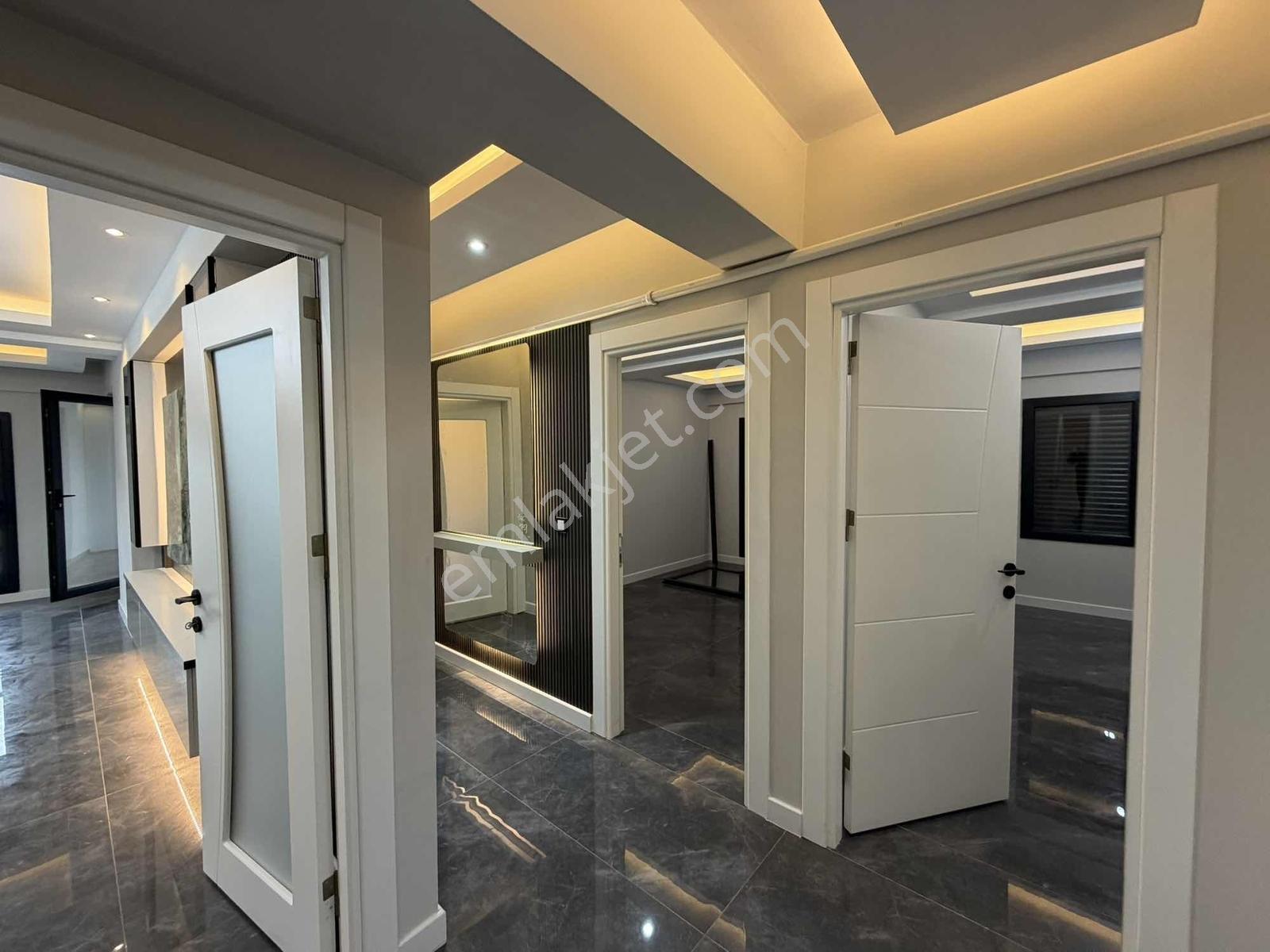 Bakan Dan Torbalının En İyi Lokasyonundaki En Prestijli Site - Görsel 35