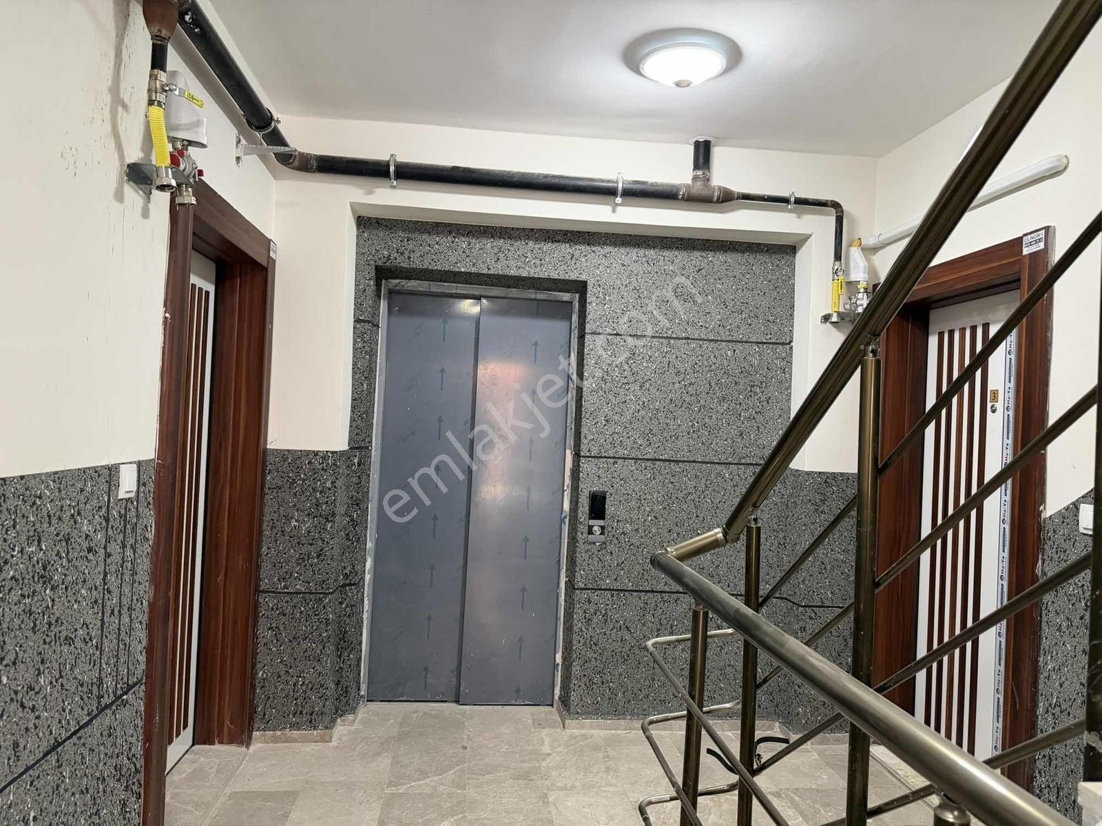 Bakan Dan Yatırımlık Yedi Eylülde Fırsatt 1+1 Daire - Görsel 10