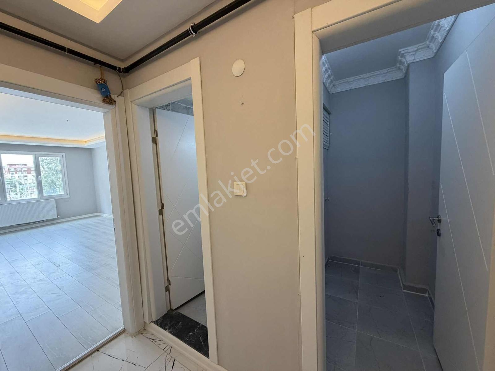 Bakan Dan Cumhuriyette İzban Karşısı 3+1 145 M2 - Görsel 13