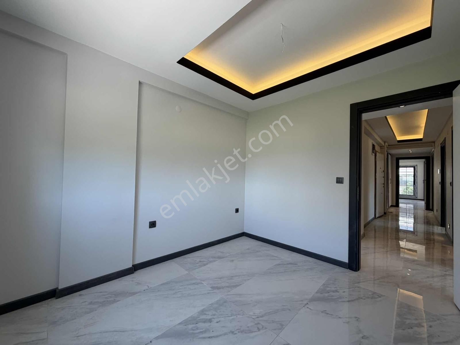 Bakan'dan Ultra Lux Merkezi Konum Site İçi 3+1 - Görsel 5