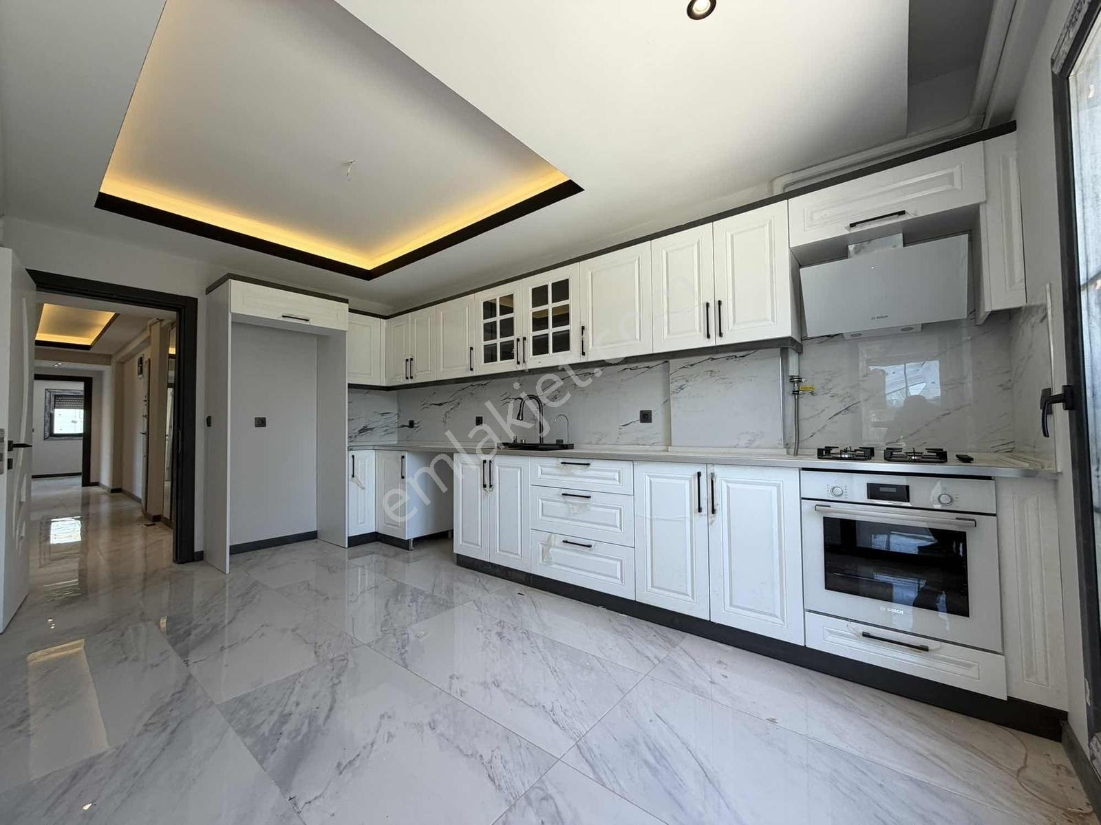 Bakan'dan Ultra Lux Merkezi Konum Site İçi 3+1 - Görsel 12