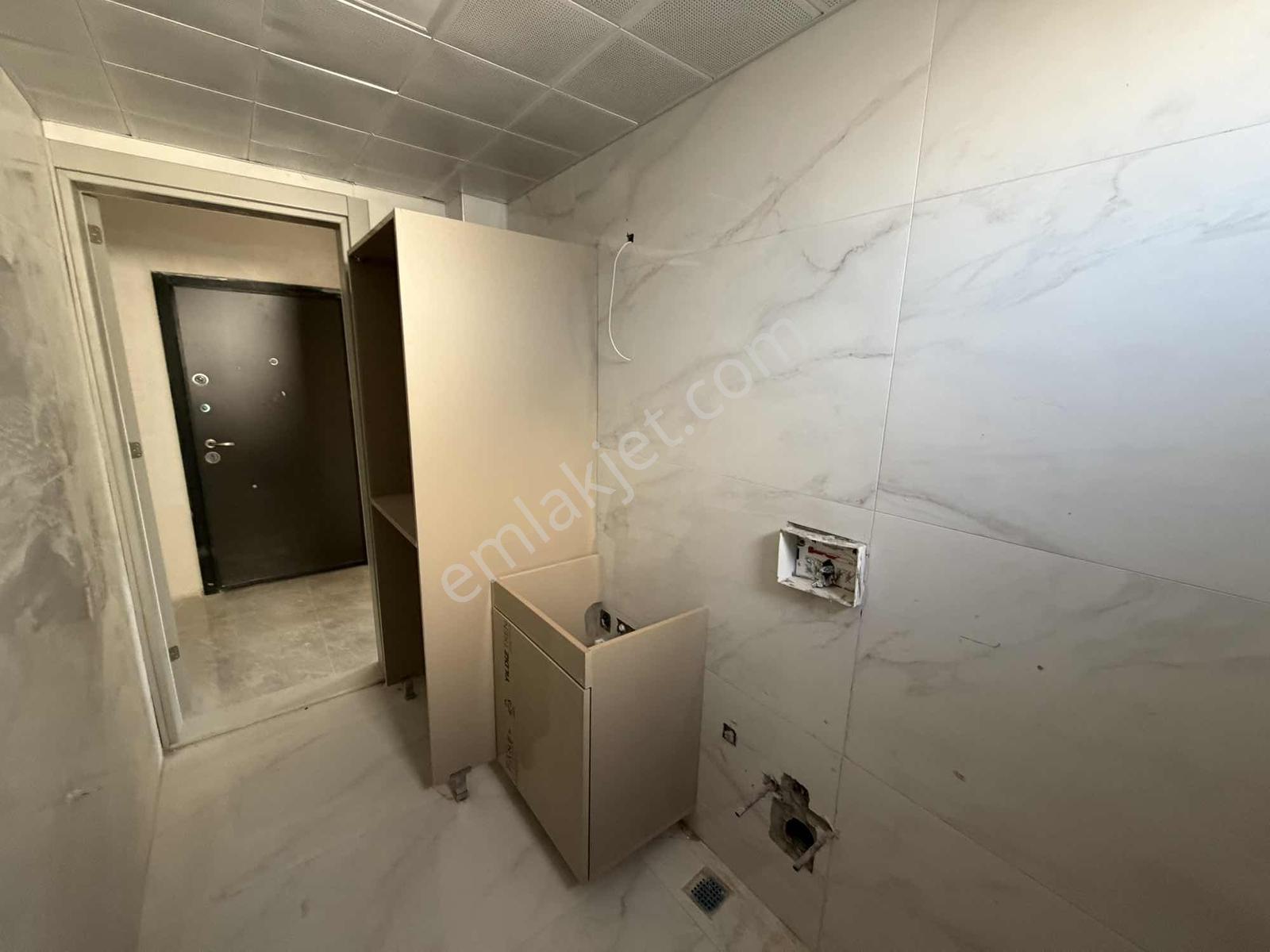 Bakan Dan Yedi Eylül Mahallesinde Site İçi Ultra Lux 2+1 - Görsel 2