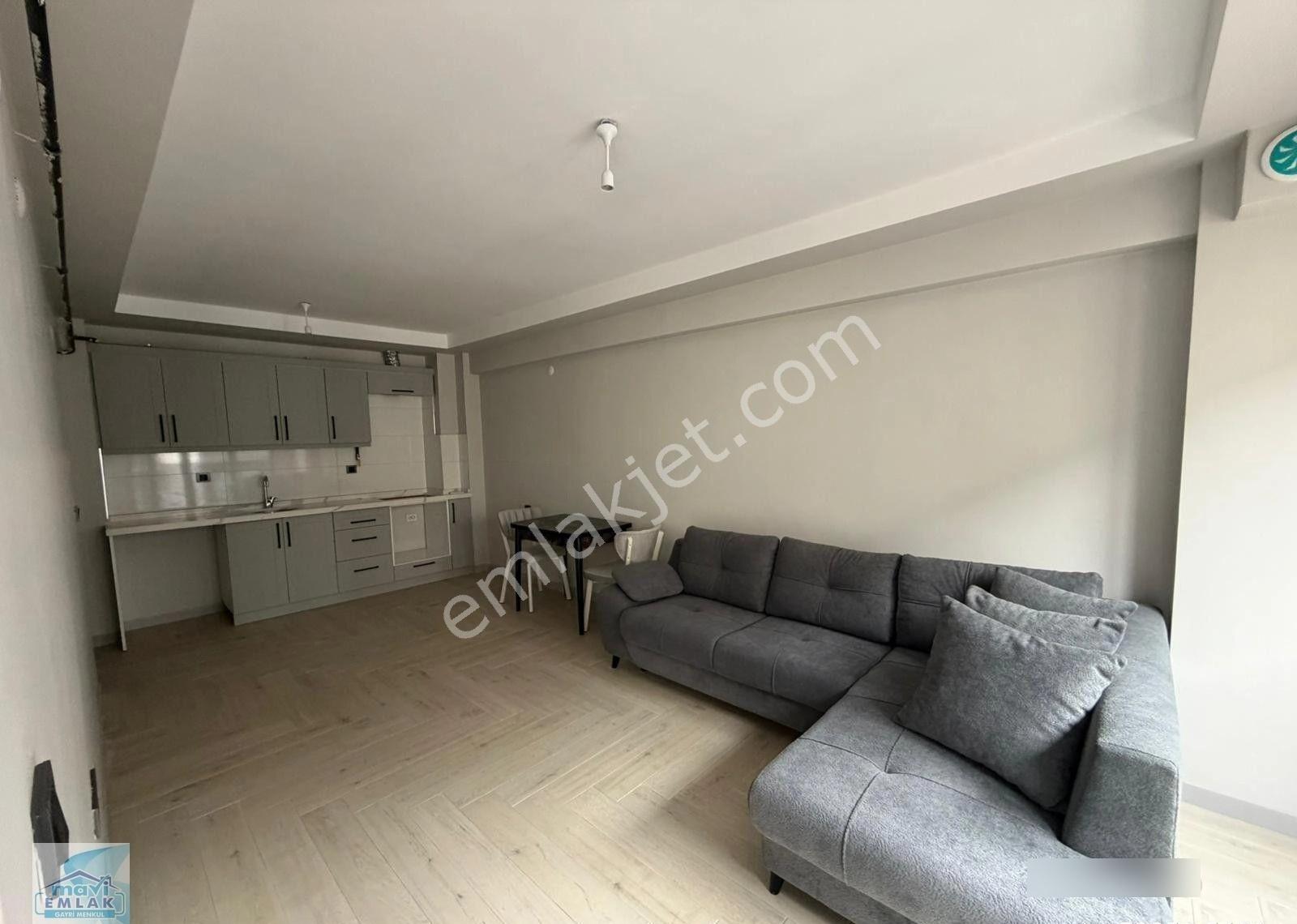 Bandırma Mavi Emlaktan 17 Eylül Mahallesinde 1+1 Rezidansta Eşyalık Kiralık Daire