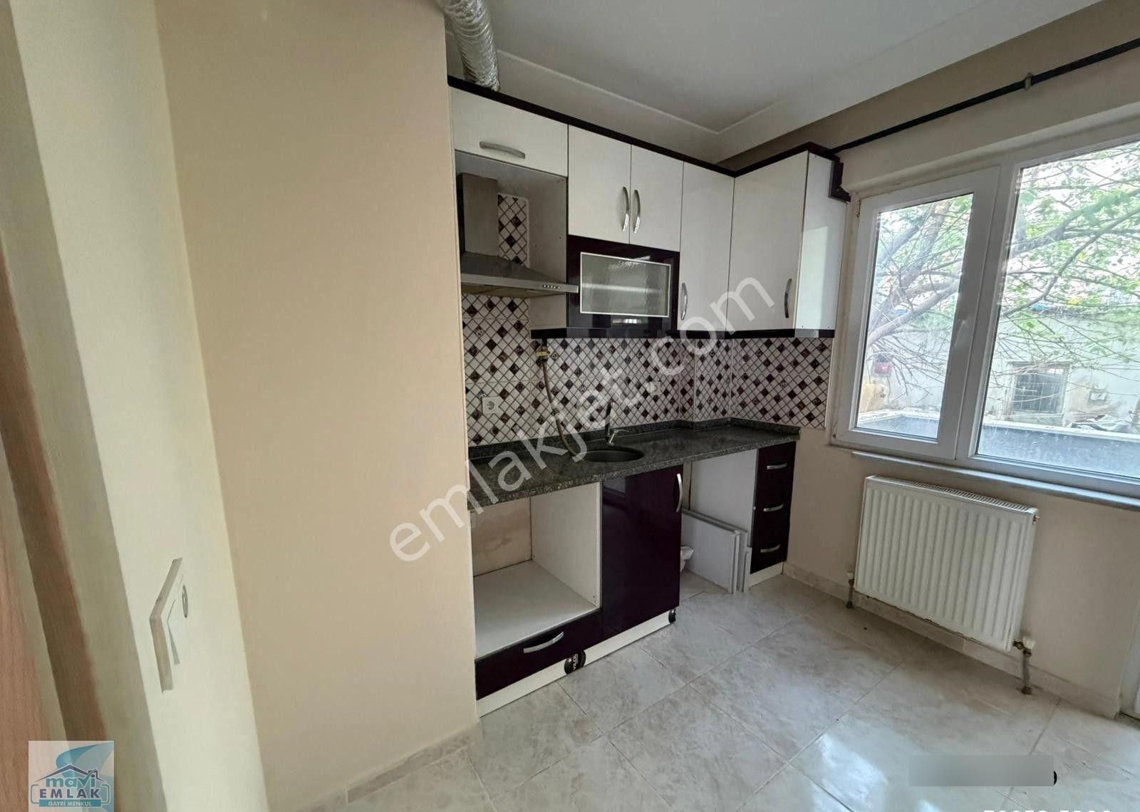 Bandırma Mavi Emlaktan Çınarlı Mahallesinde 2+0 Y. Giriş Satılık Daire