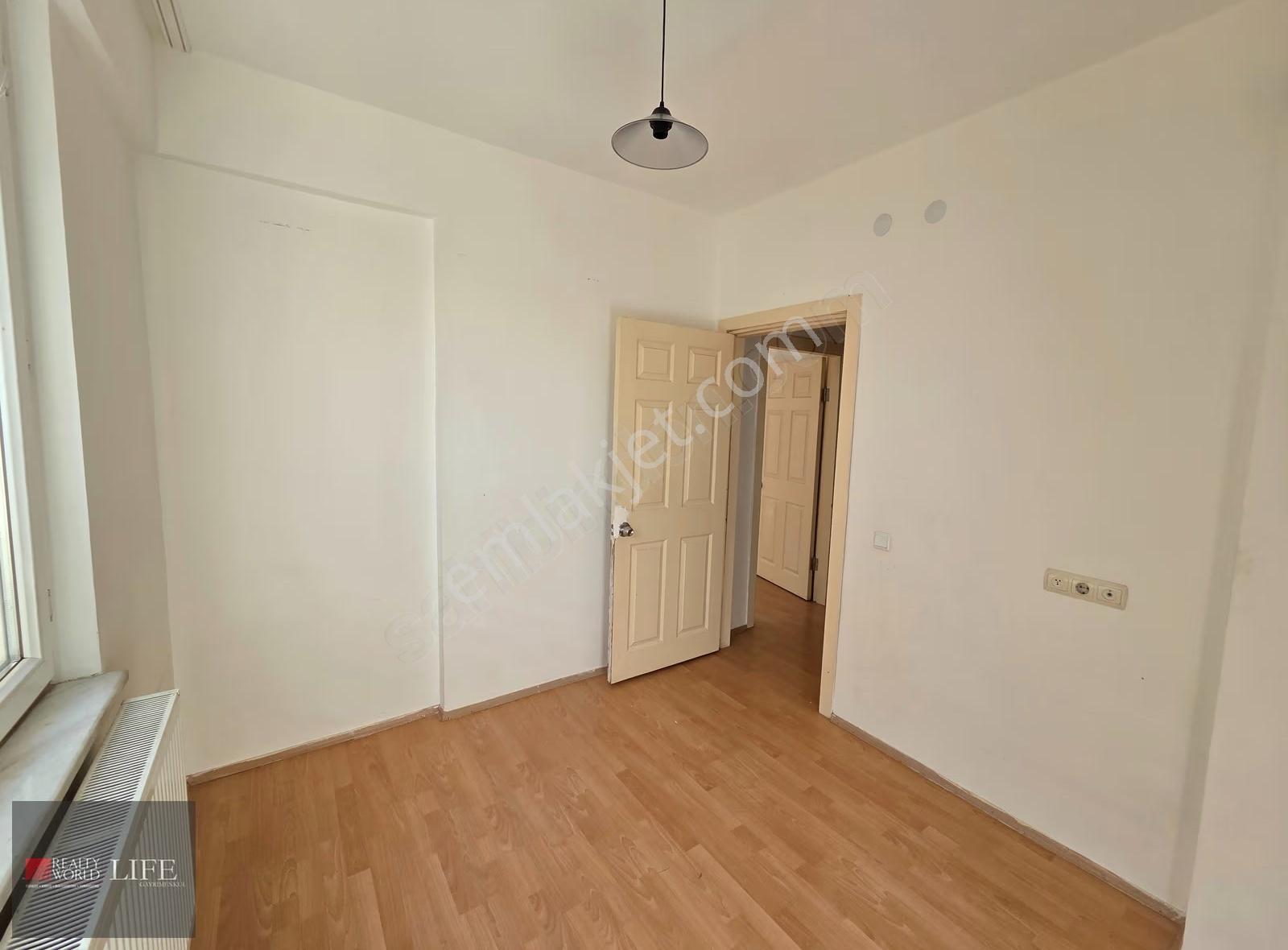 Rw Lıfe // Yenibağlar Siteiçi Arakat Asansörlü 1+1 Kiralık Daire - Görsel 5