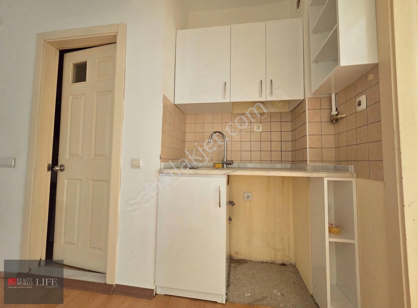 Rw Lıfe // Yenibağlar Siteiçi Arakat Asansörlü 1+1 Kiralık Daire - Görsel 17